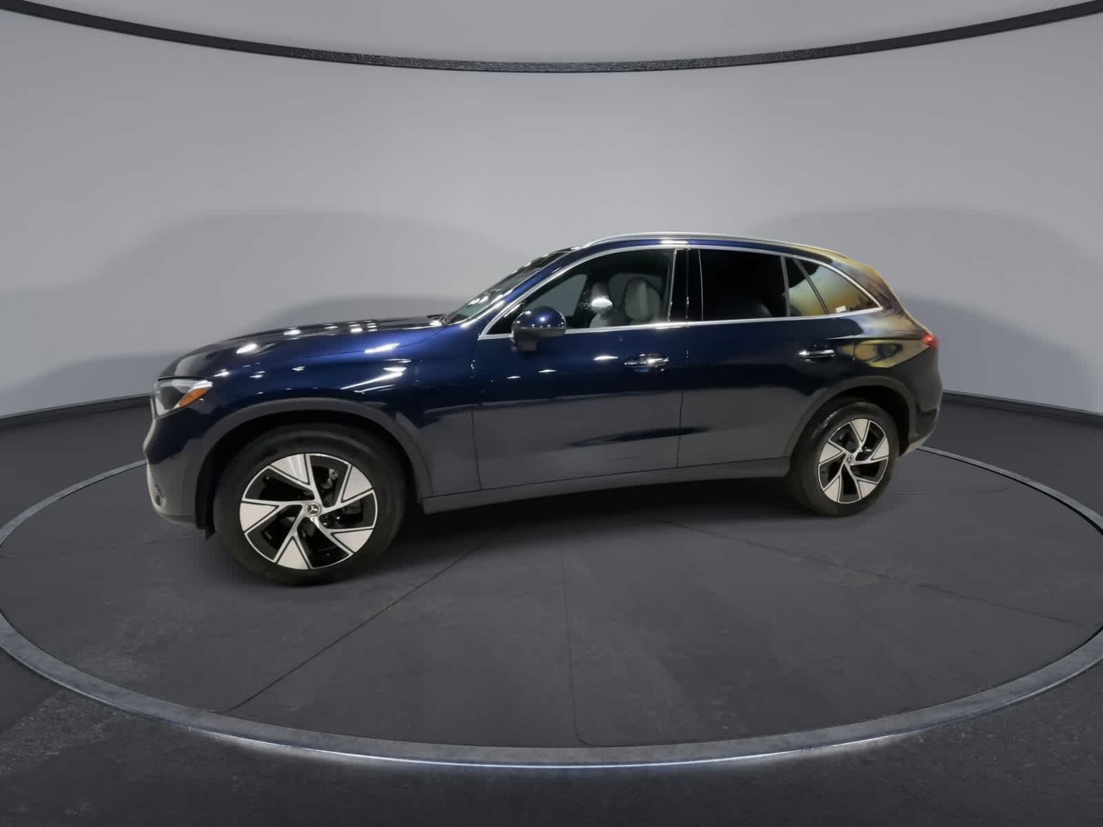 Thumbnail: 2024 Mercedes-Benz GLC - 6