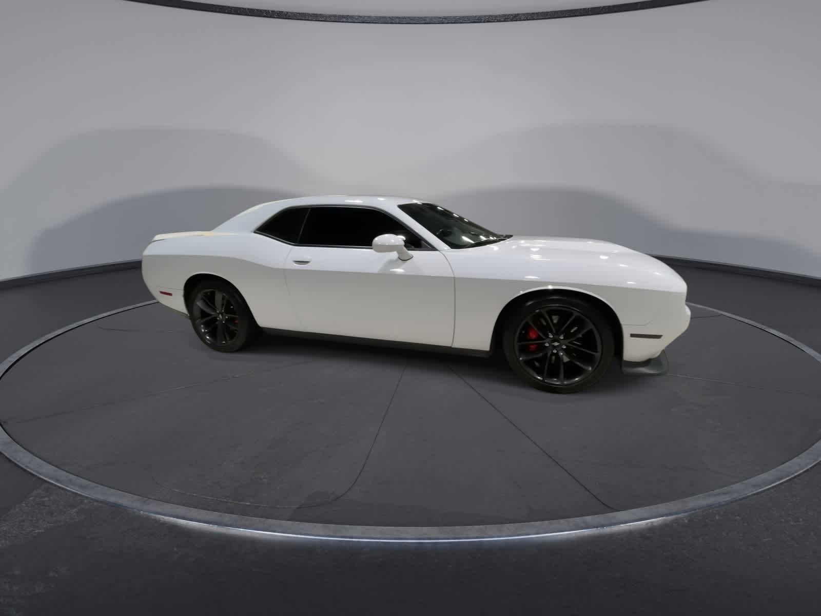 Thumbnail: 2019 Dodge Challenger - 2