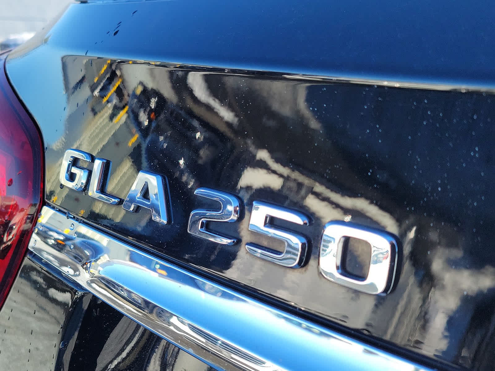 Thumbnail: 2020 Mercedes-Benz GLA - 24