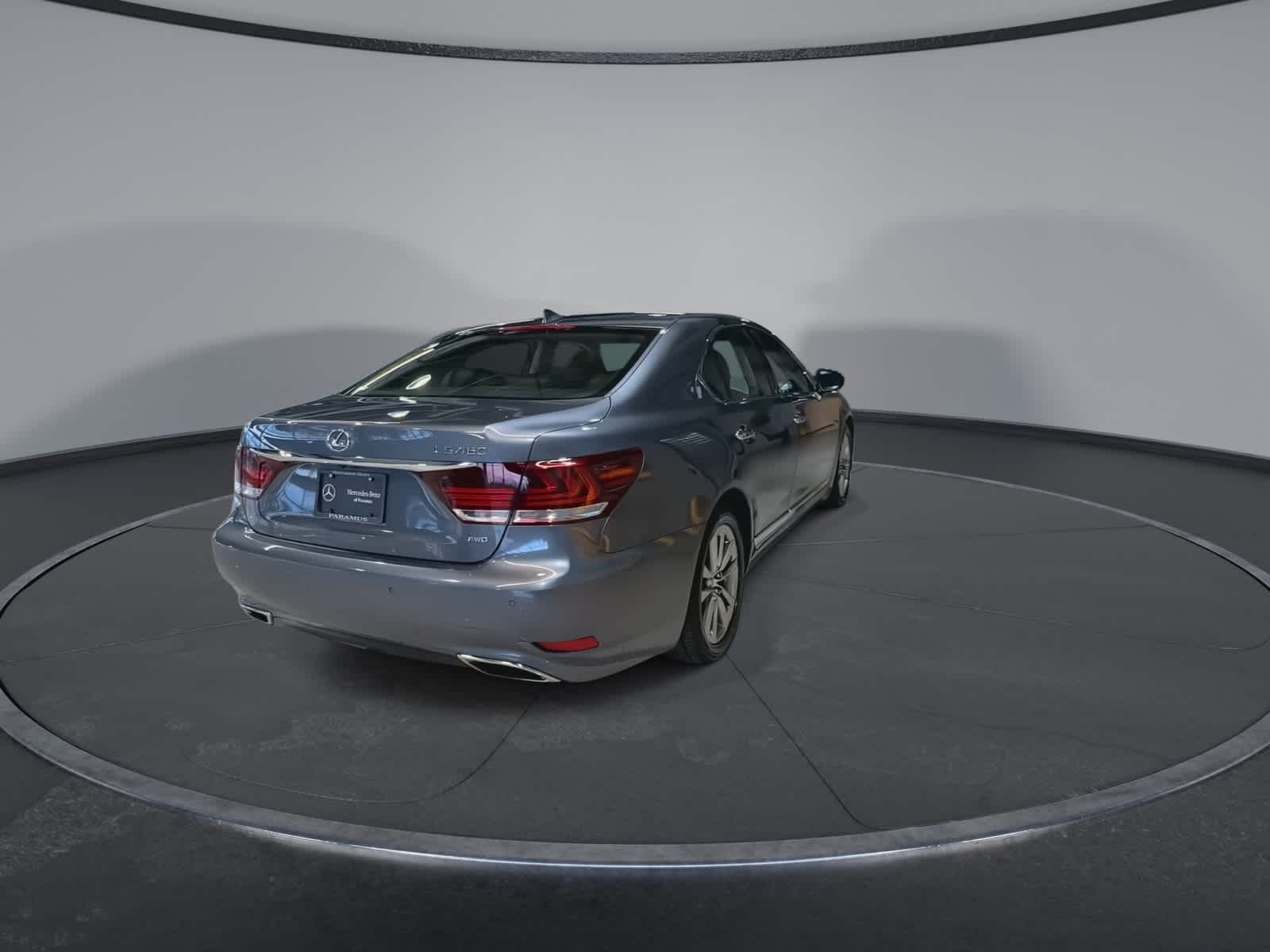 Thumbnail: 2016 Lexus LS - 11