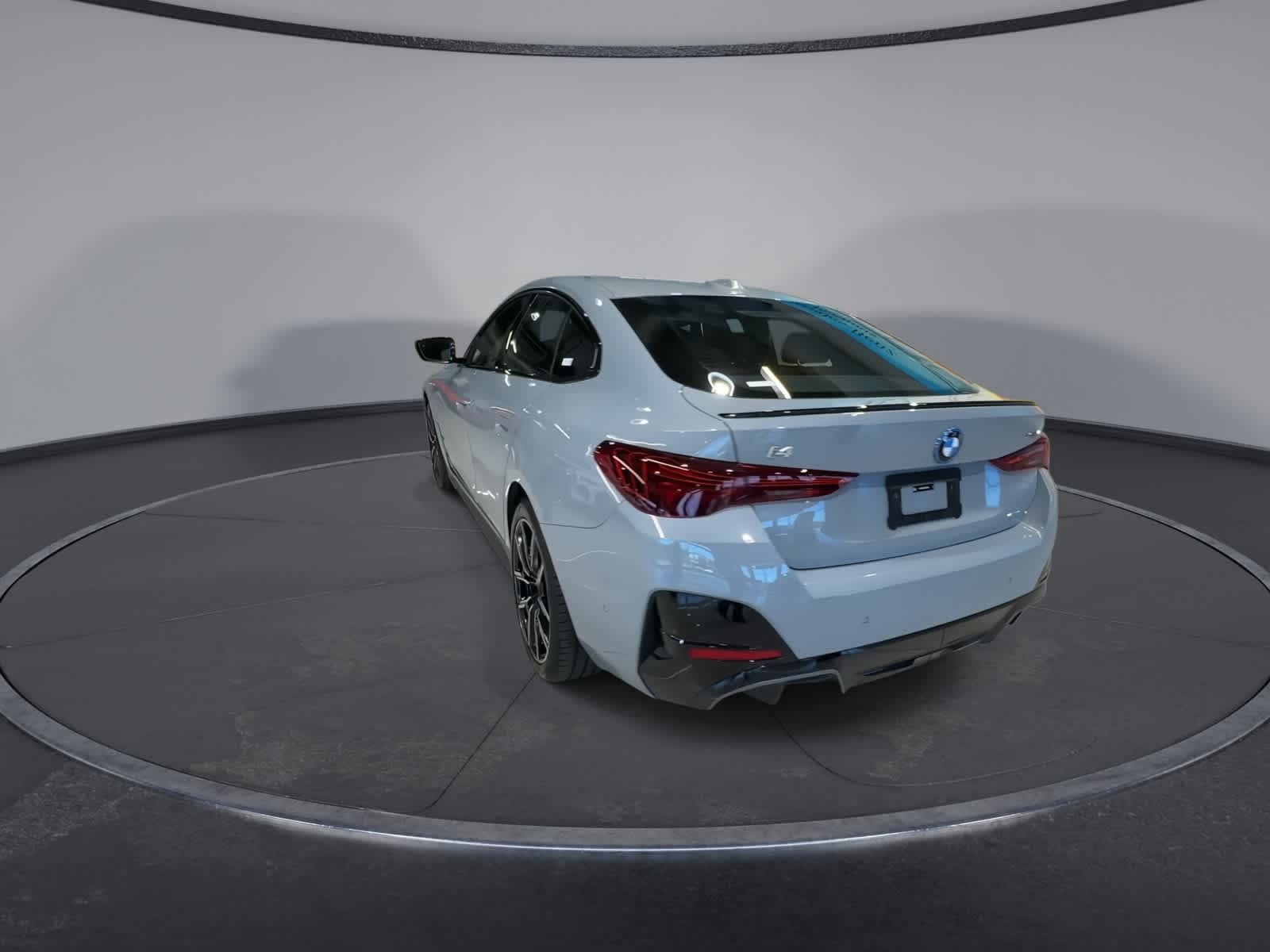 Thumbnail: 2025 BMW i4 - 9