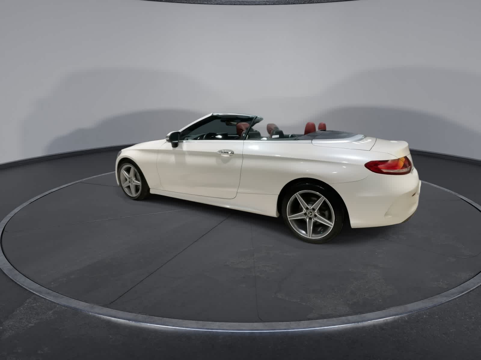 Thumbnail: 2018 Mercedes-Benz C-Class - 8