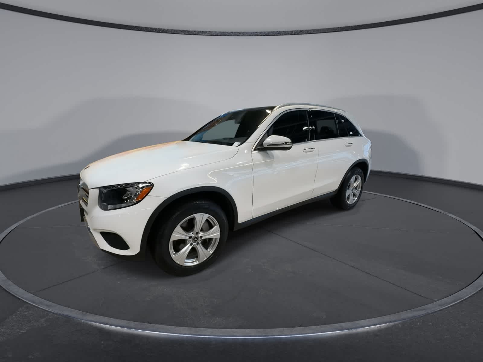 Thumbnail: 2017 Mercedes-Benz GLC - 5