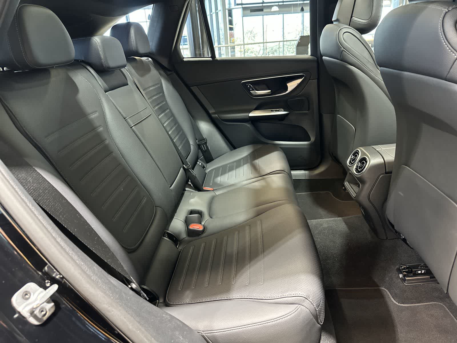 Thumbnail: 2026 Mercedes-Benz GLC - 25