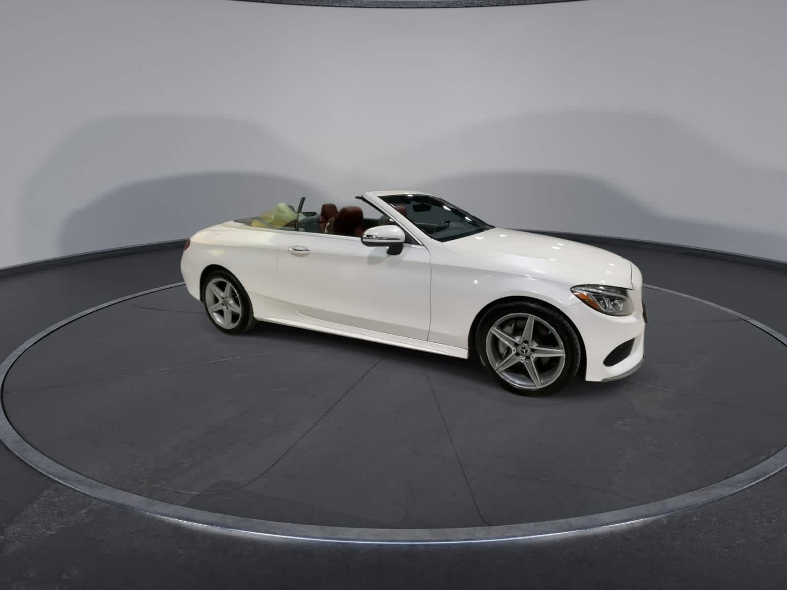 Thumbnail: 2018 Mercedes-Benz C-Class - 2