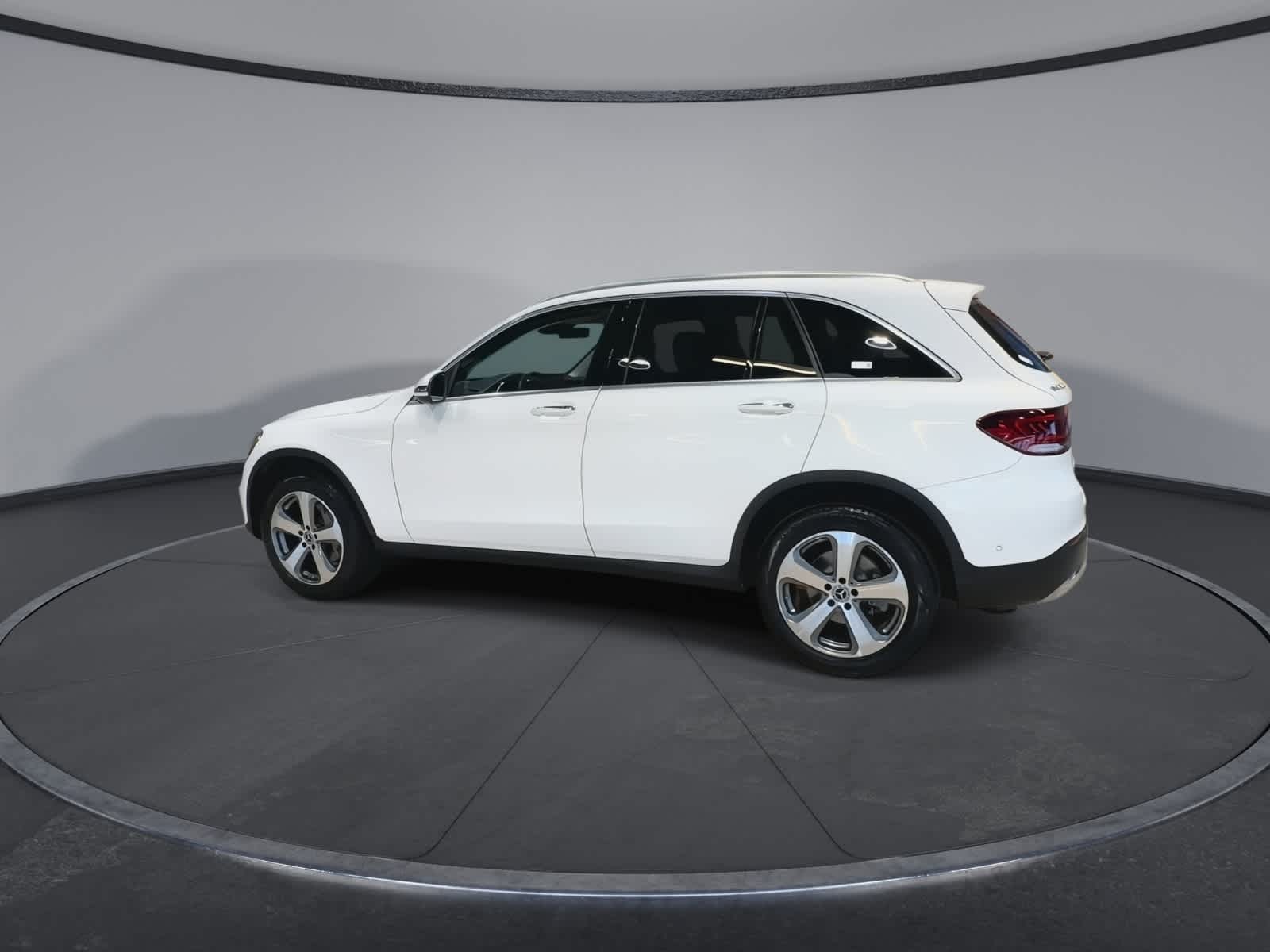 Thumbnail: 2022 Mercedes-Benz GLC - 8