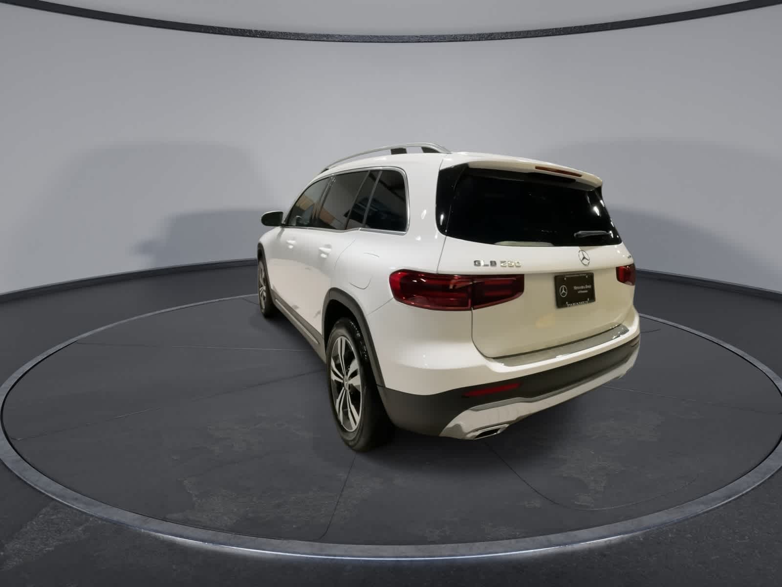 Thumbnail: 2025 Mercedes-Benz GLB - 9