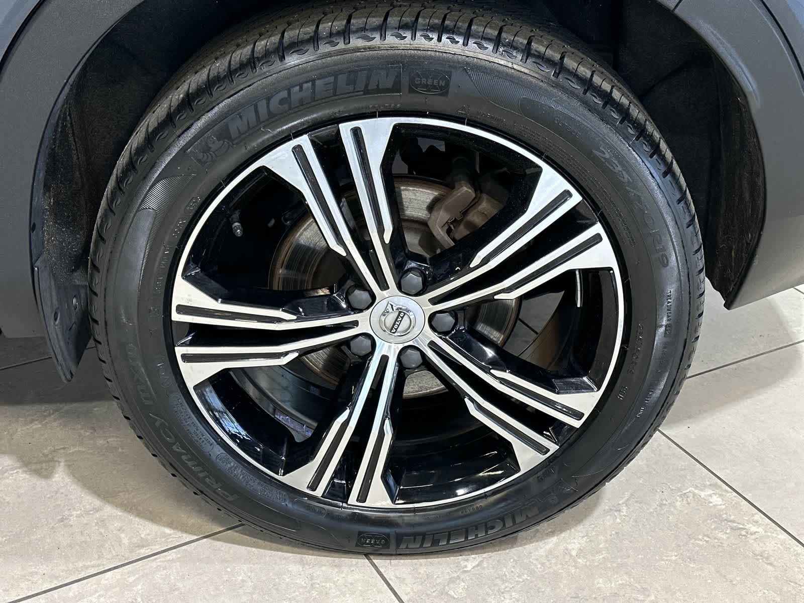 Thumbnail: 2020 Volvo XC40 - 20