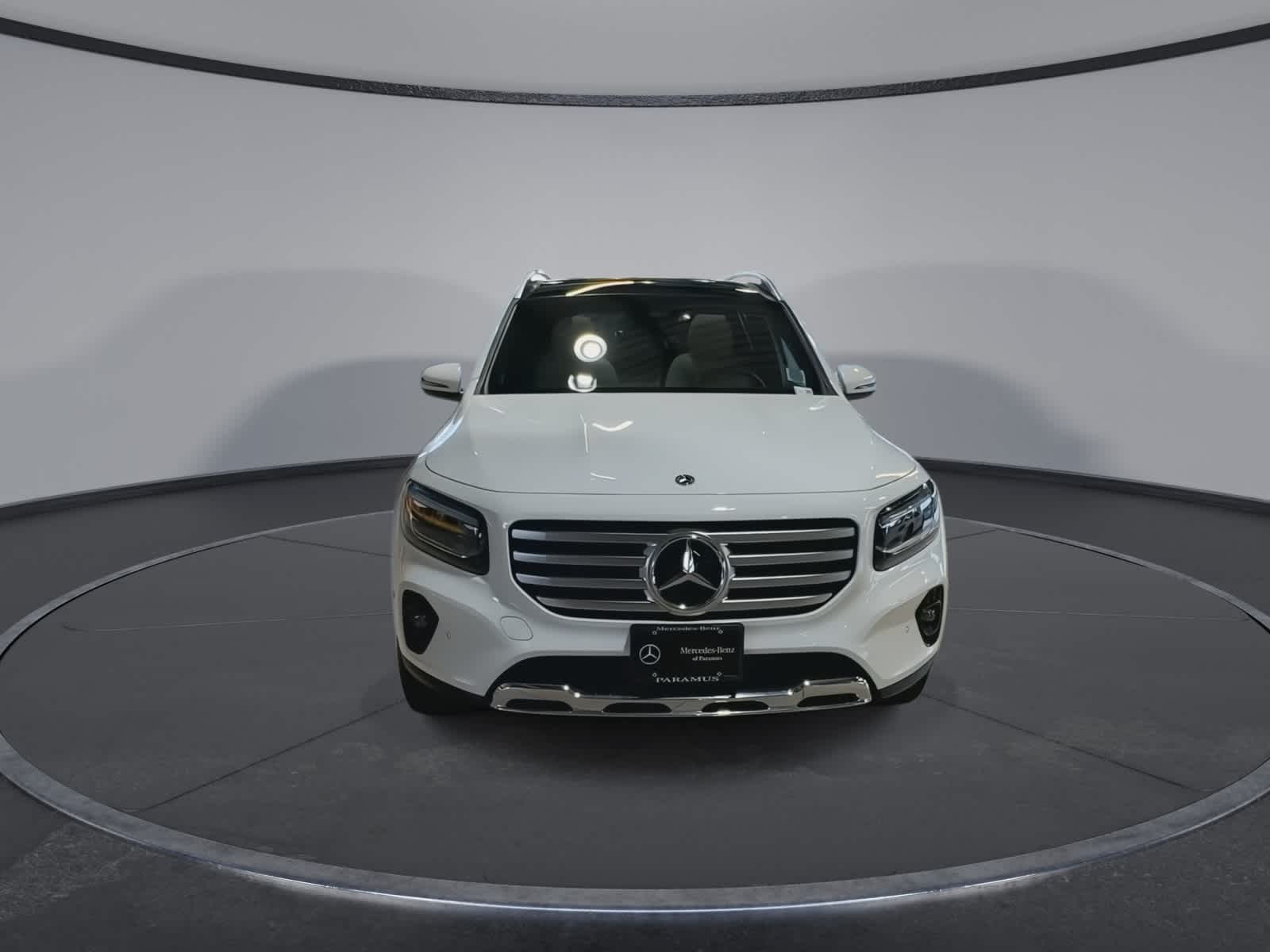Thumbnail: 2026 Mercedes-Benz GLB - 3