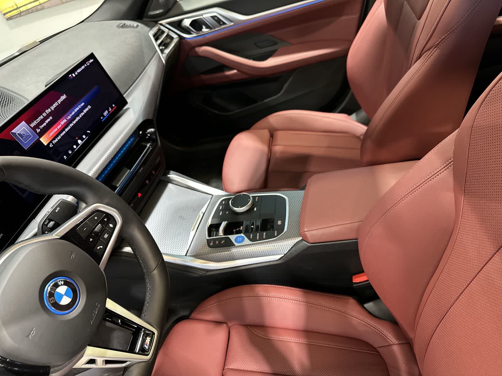 Thumbnail: 2025 BMW i4 - 28