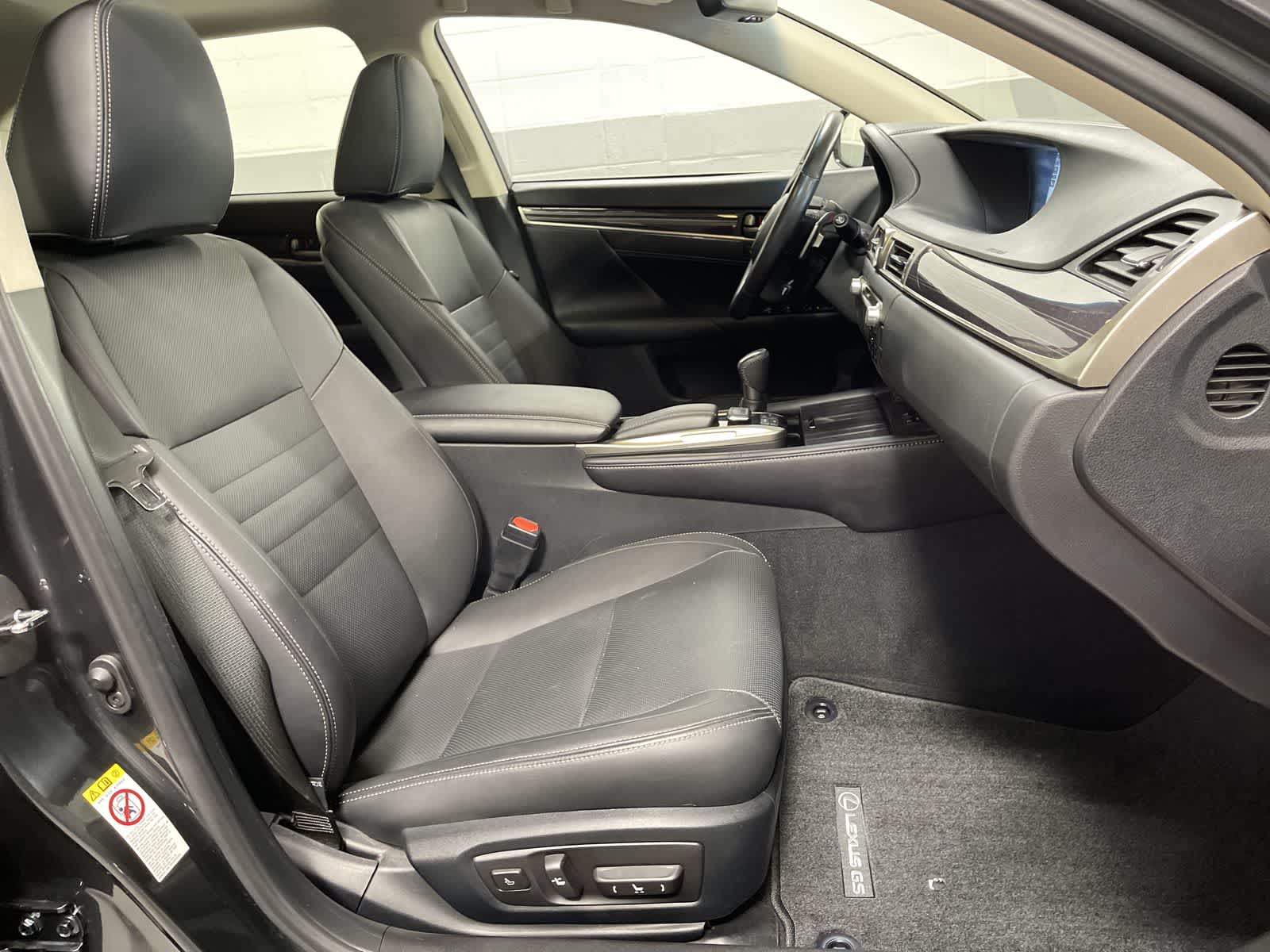 Thumbnail: 2018 Lexus GS - 26