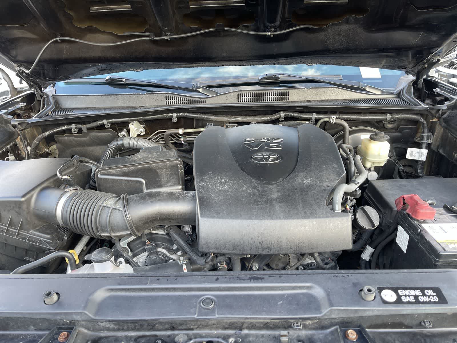 Thumbnail: 2016 Toyota Tacoma - 21