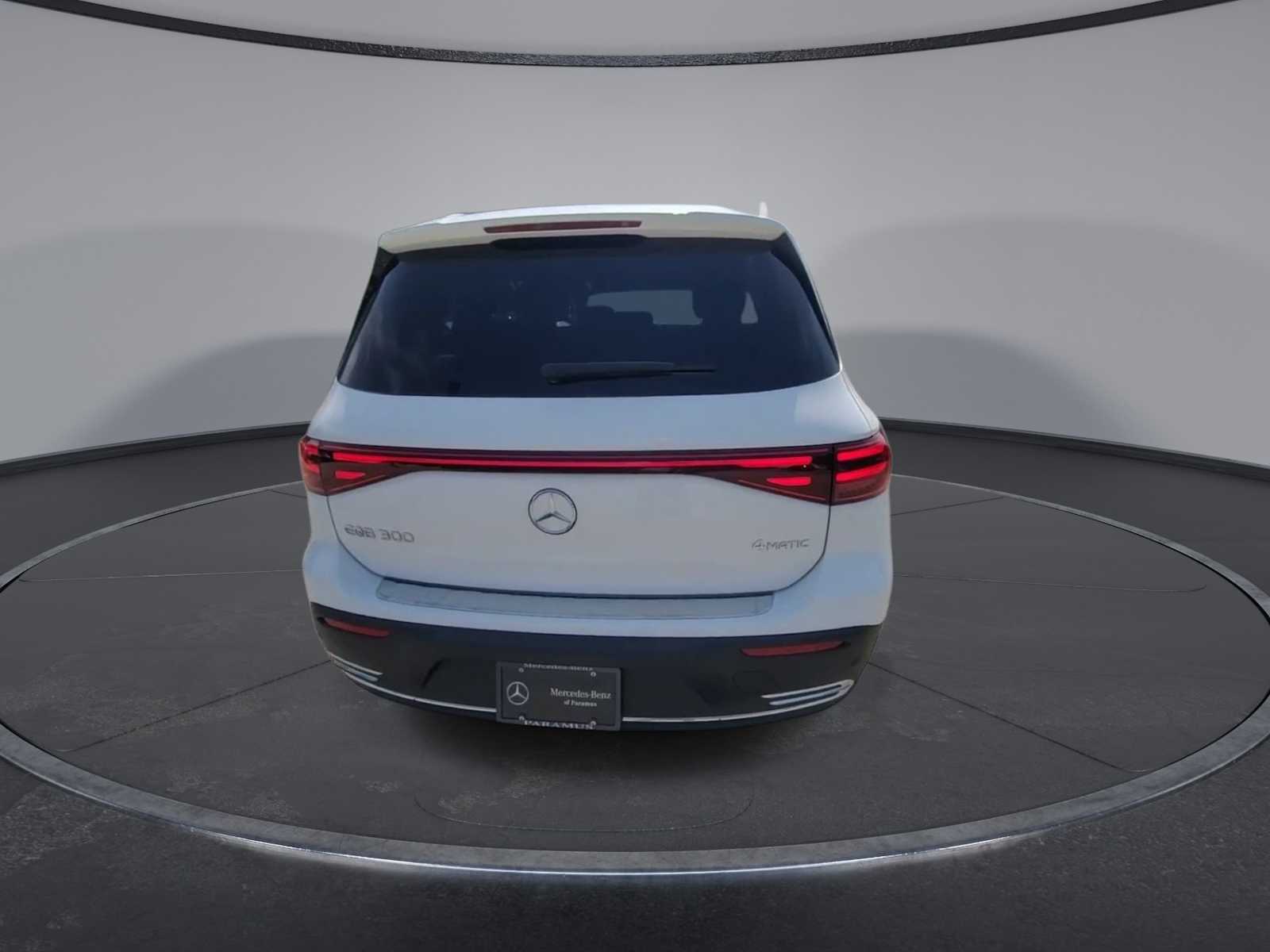 Thumbnail: 2024 Mercedes-Benz EQB - 10