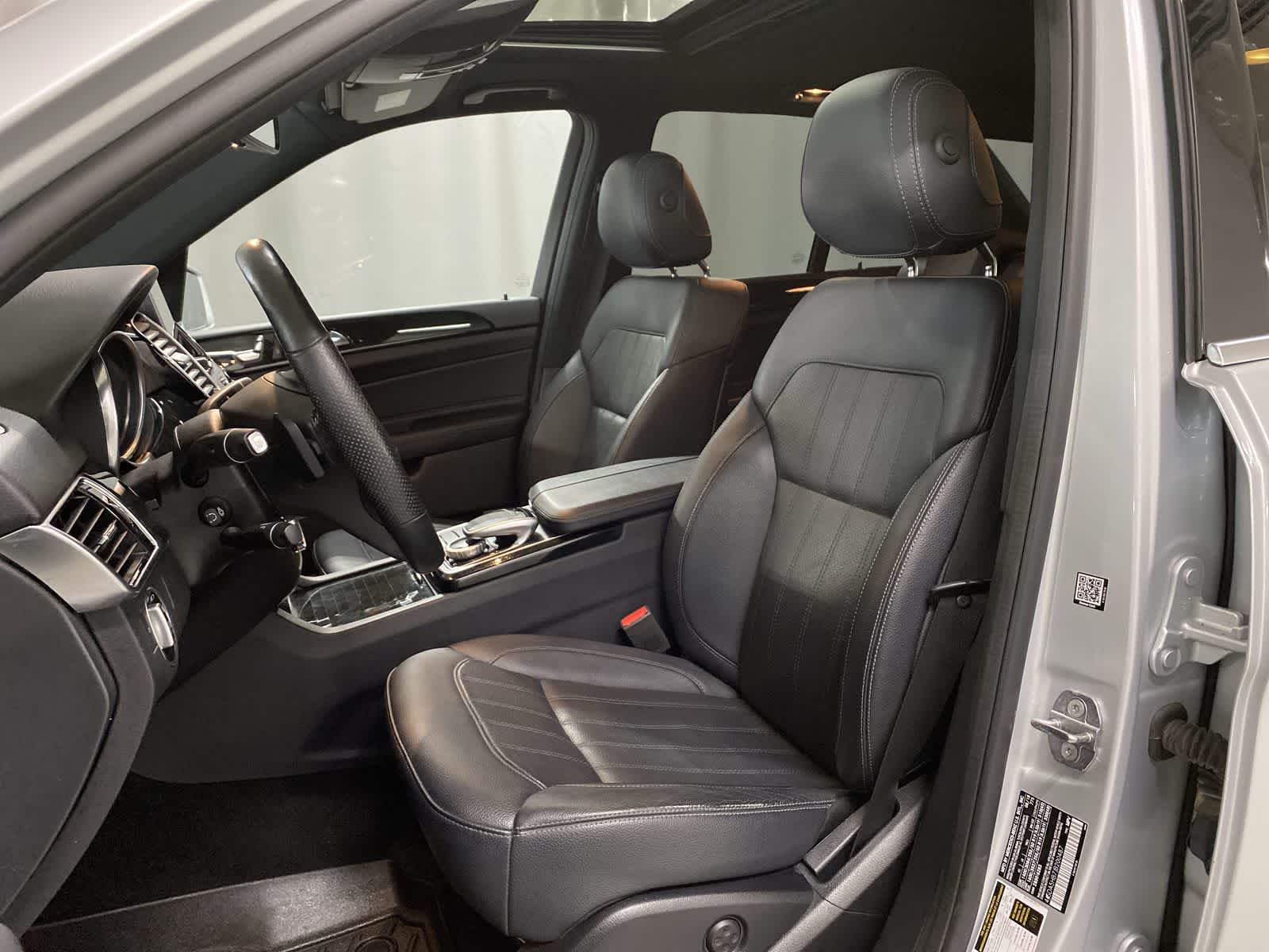 Thumbnail: 2018 Mercedes-Benz GLE - 23