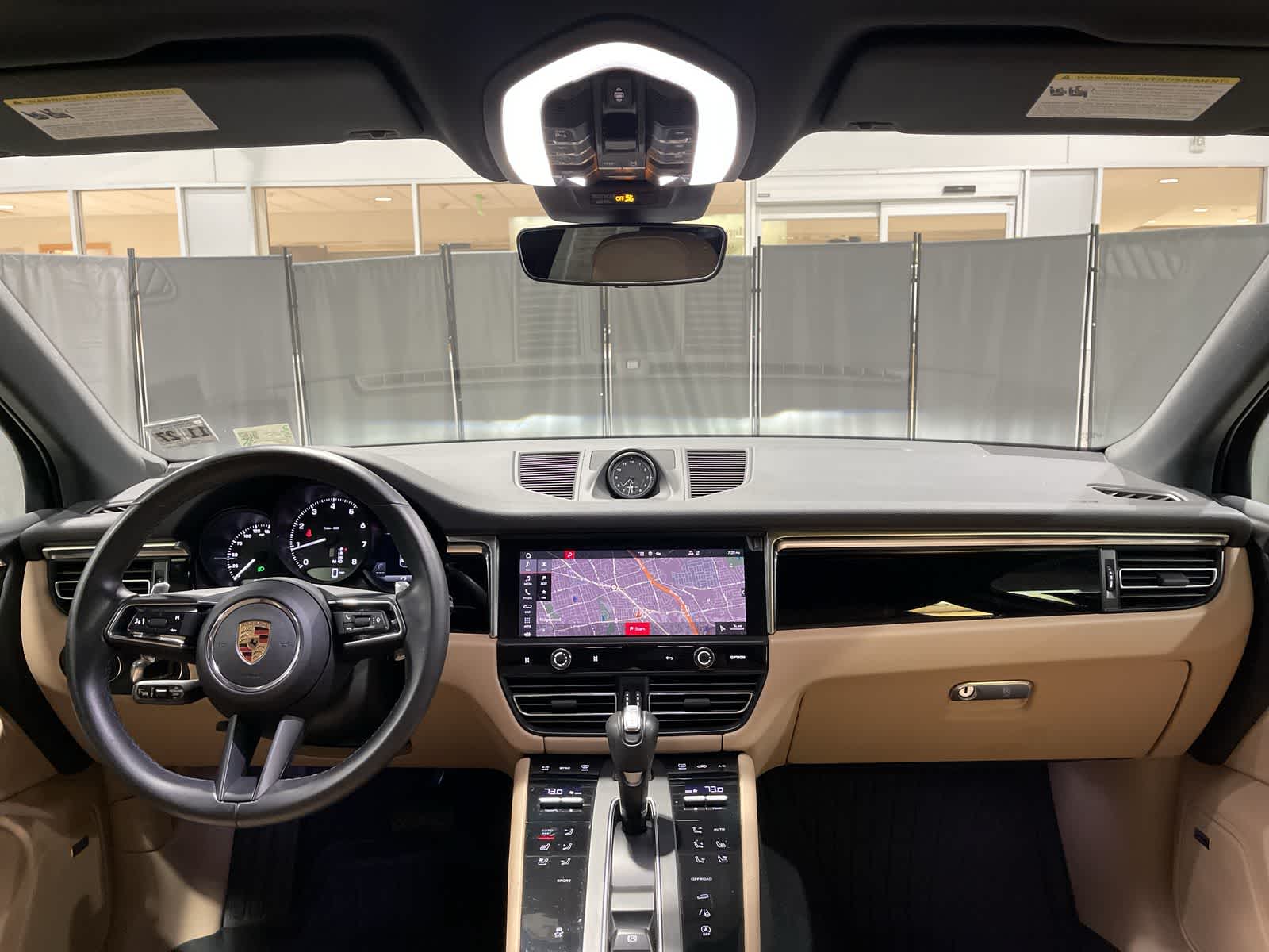 Thumbnail: 2024 Porsche Macan - 22