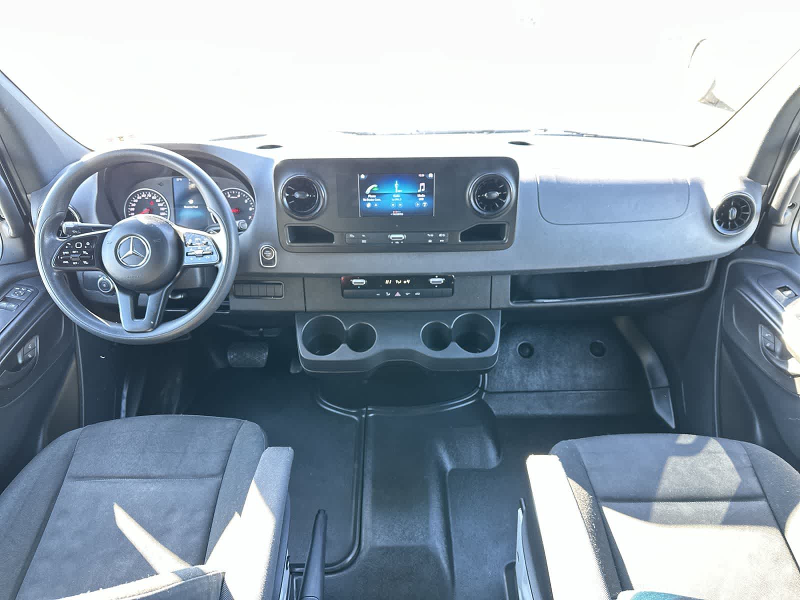 Thumbnail: 2023 Mercedes-Benz Sprinter - 10