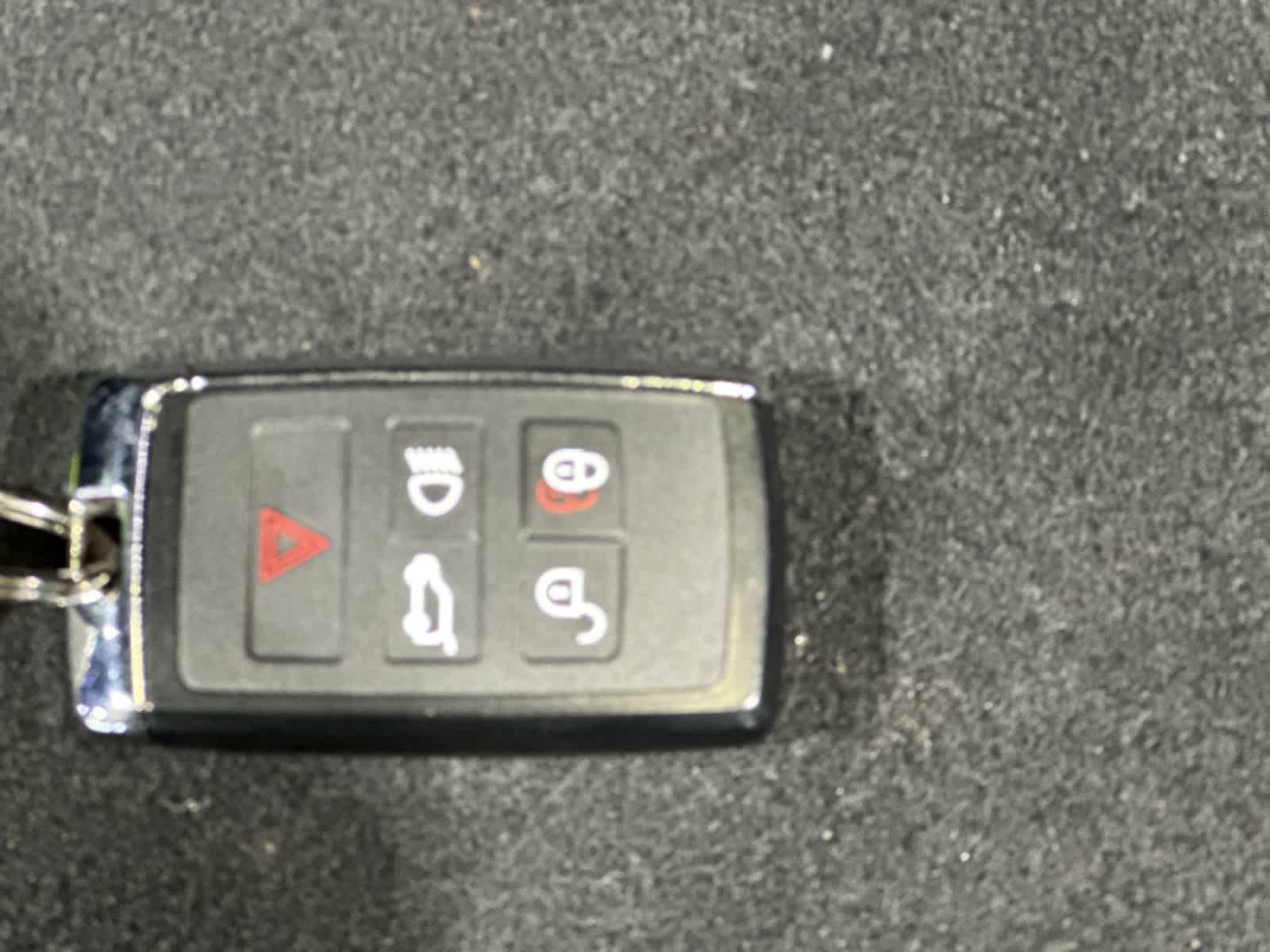 Thumbnail: 2021 Land Rover Range Rover Velar - 32