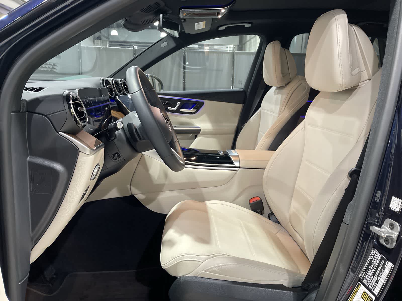 Thumbnail: 2024 Mercedes-Benz GLC - 23