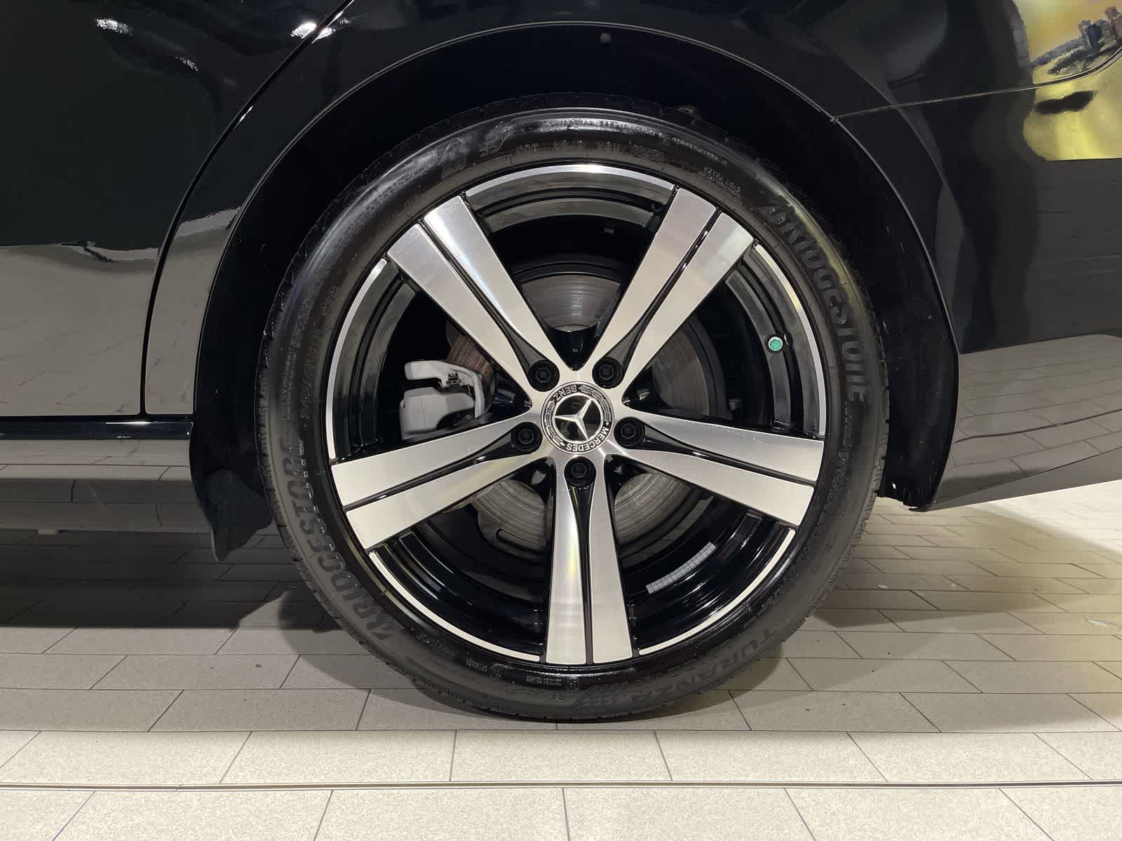 Thumbnail: 2025 Mercedes-Benz C-Class - 20