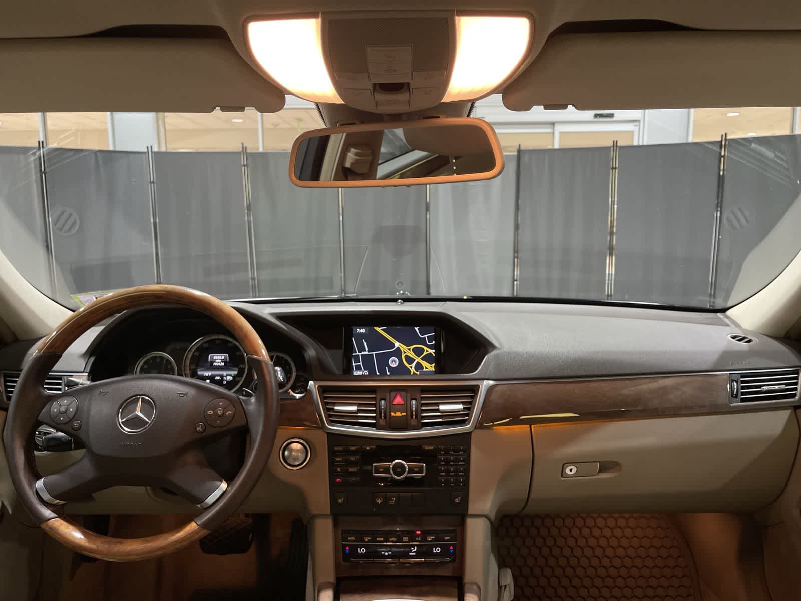 Thumbnail: 2013 Mercedes-Benz E-Class - 22