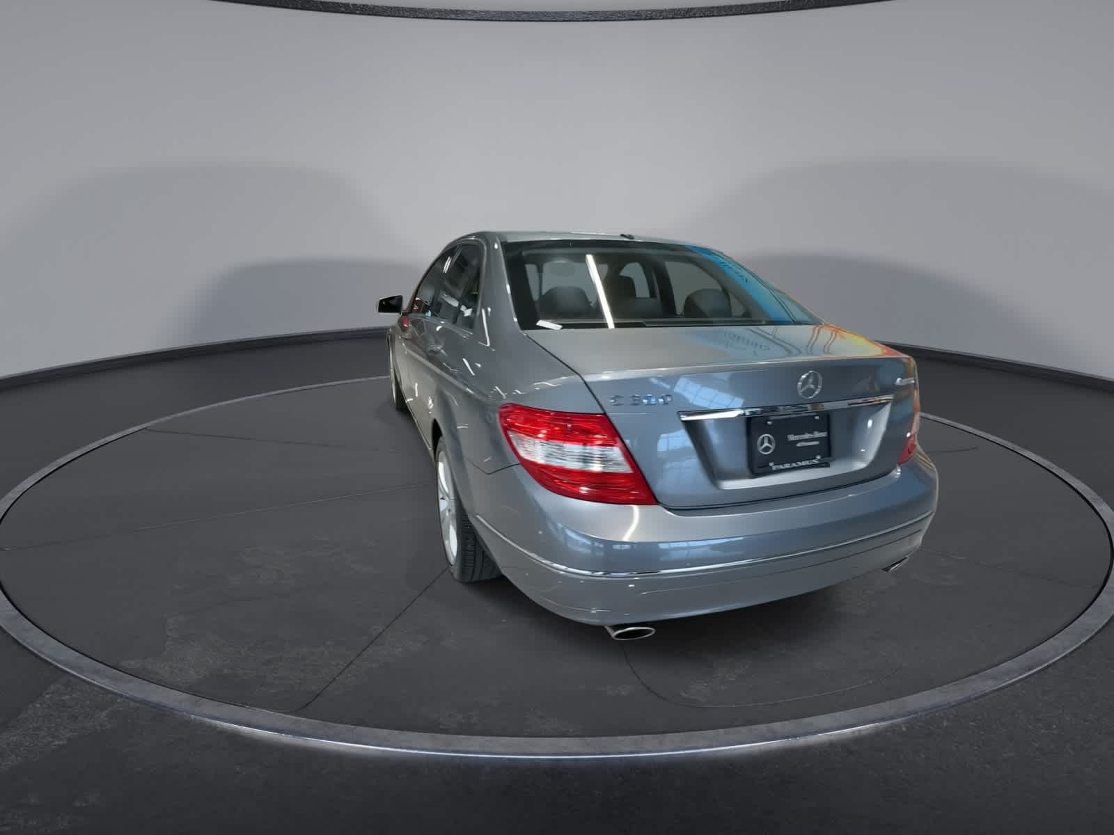 Thumbnail: 2011 Mercedes-Benz C-Class - 9