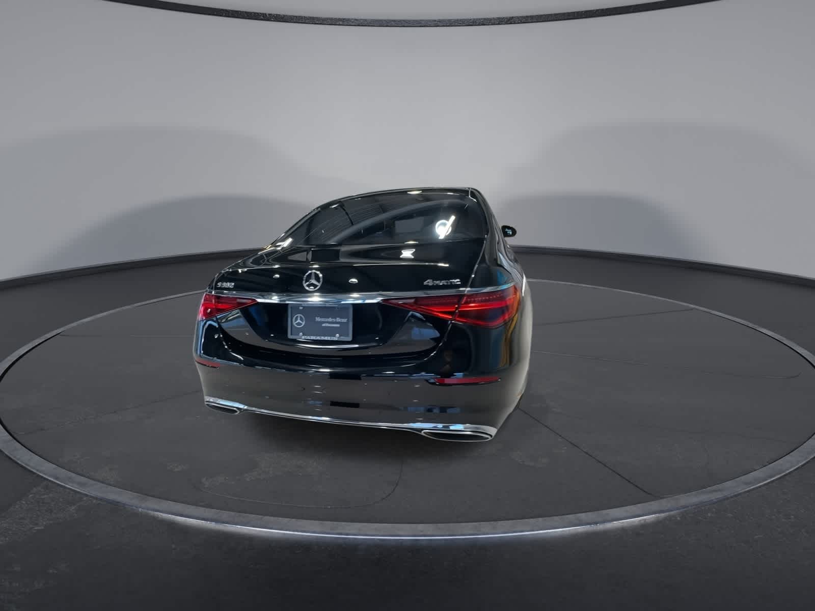 Thumbnail: 2024 Mercedes-Benz S-Class - 12