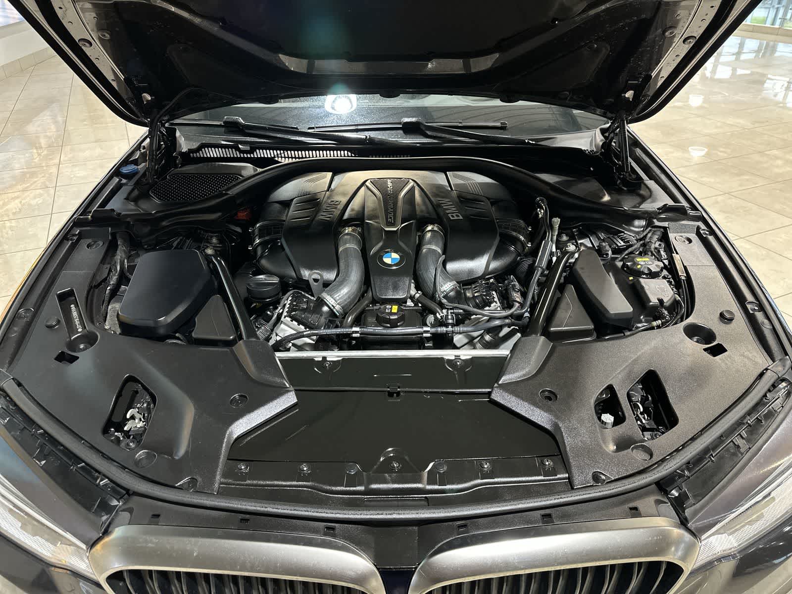 Thumbnail: 2018 BMW 5 Series - 20