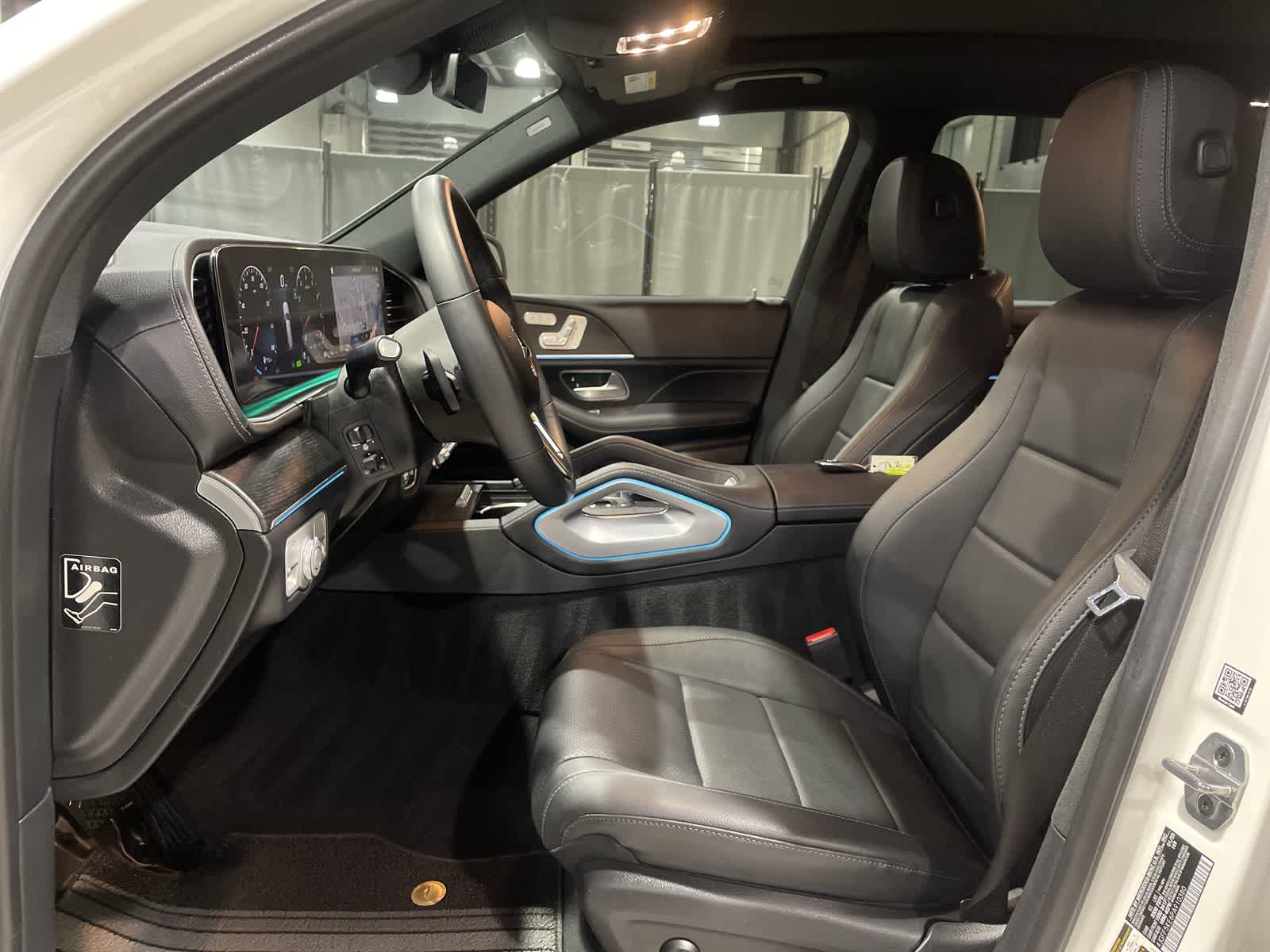 Thumbnail: 2023 Mercedes-Benz GLS - 23