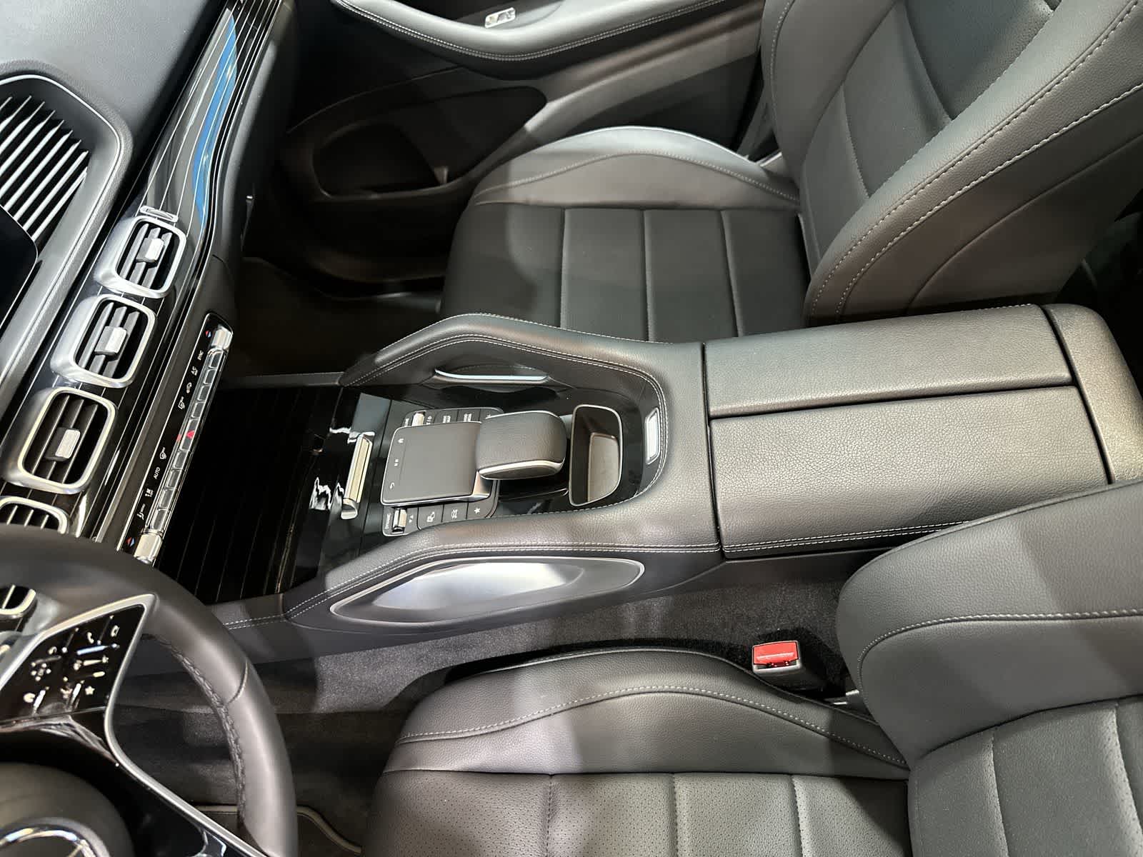 Thumbnail: 2024 Mercedes-Benz GLE - 28