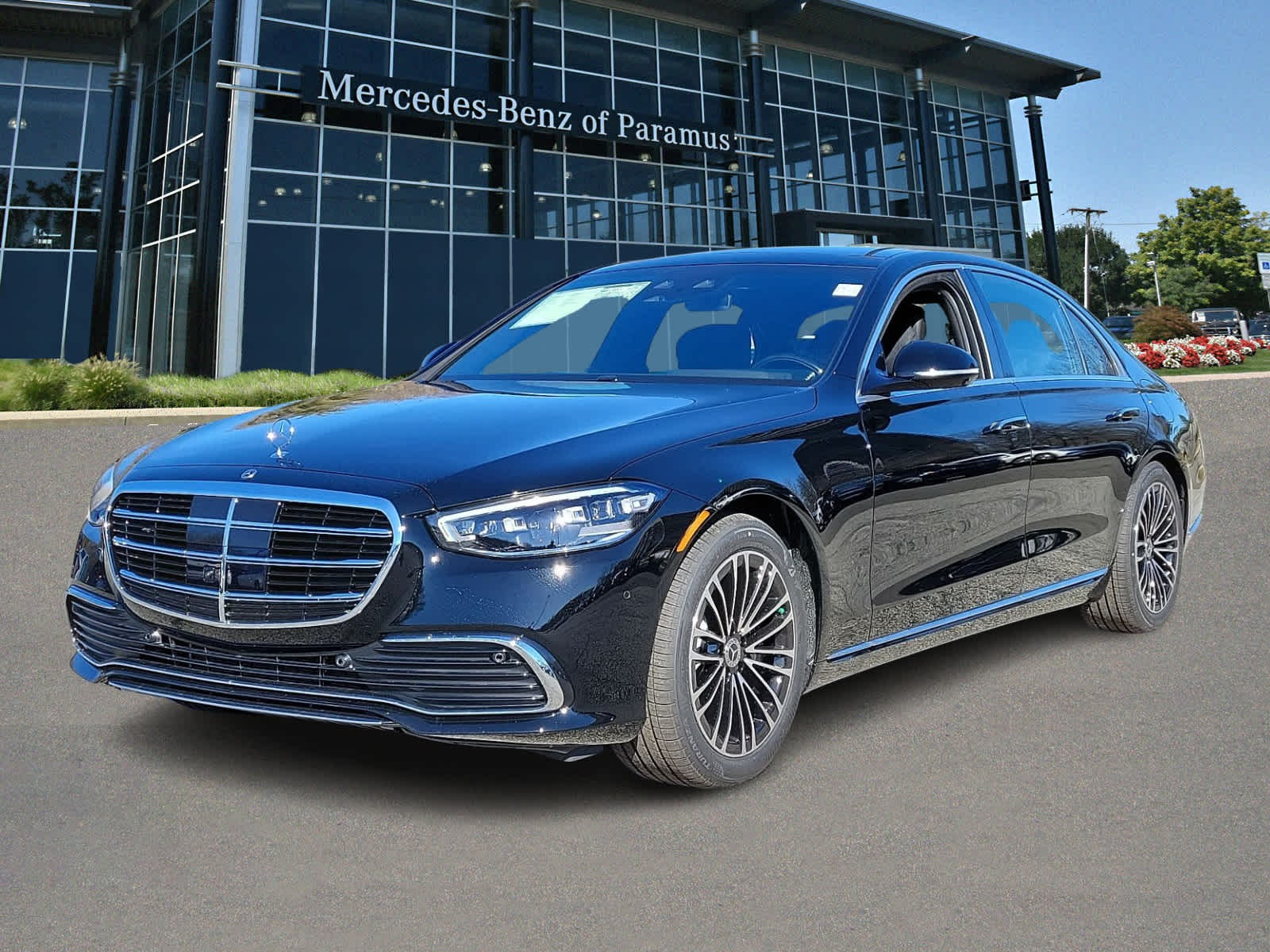 2024 Mercedes-Benz S-Class S 580 -
                Paramus, NJ