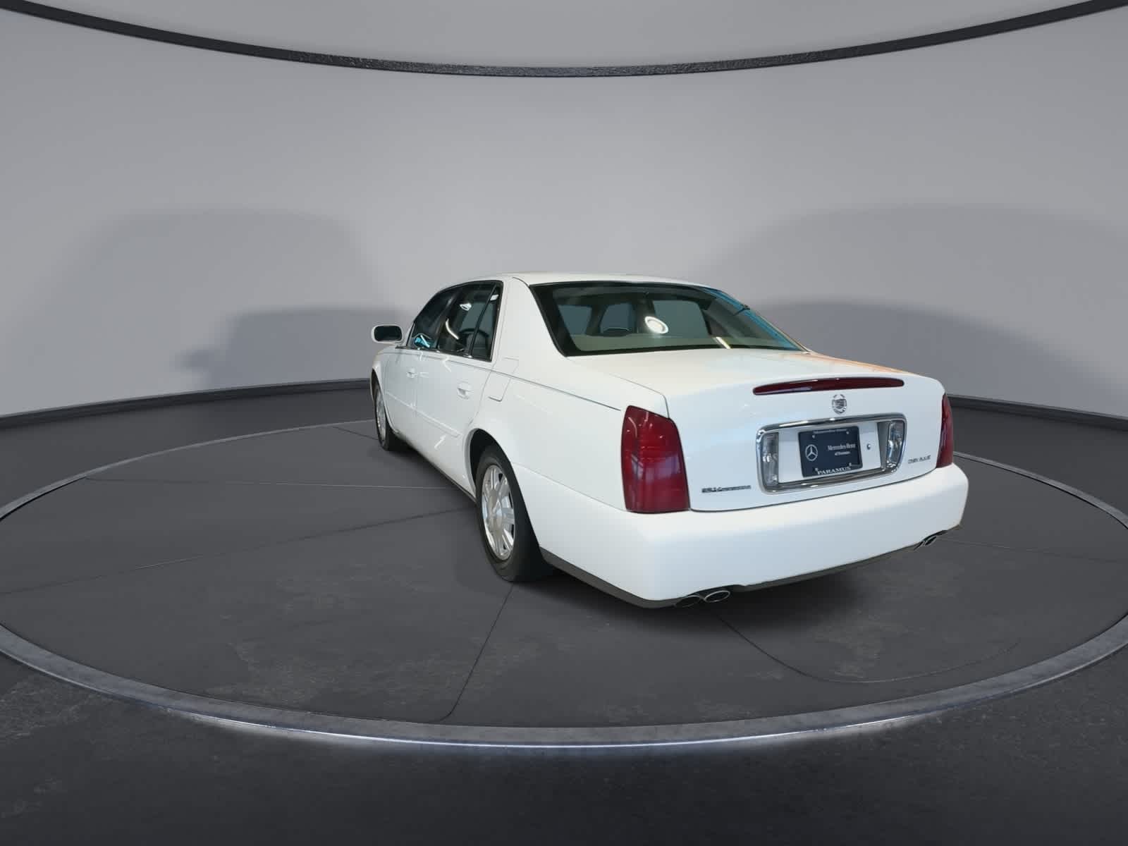 Thumbnail: 2003 Cadillac DeVille - 9