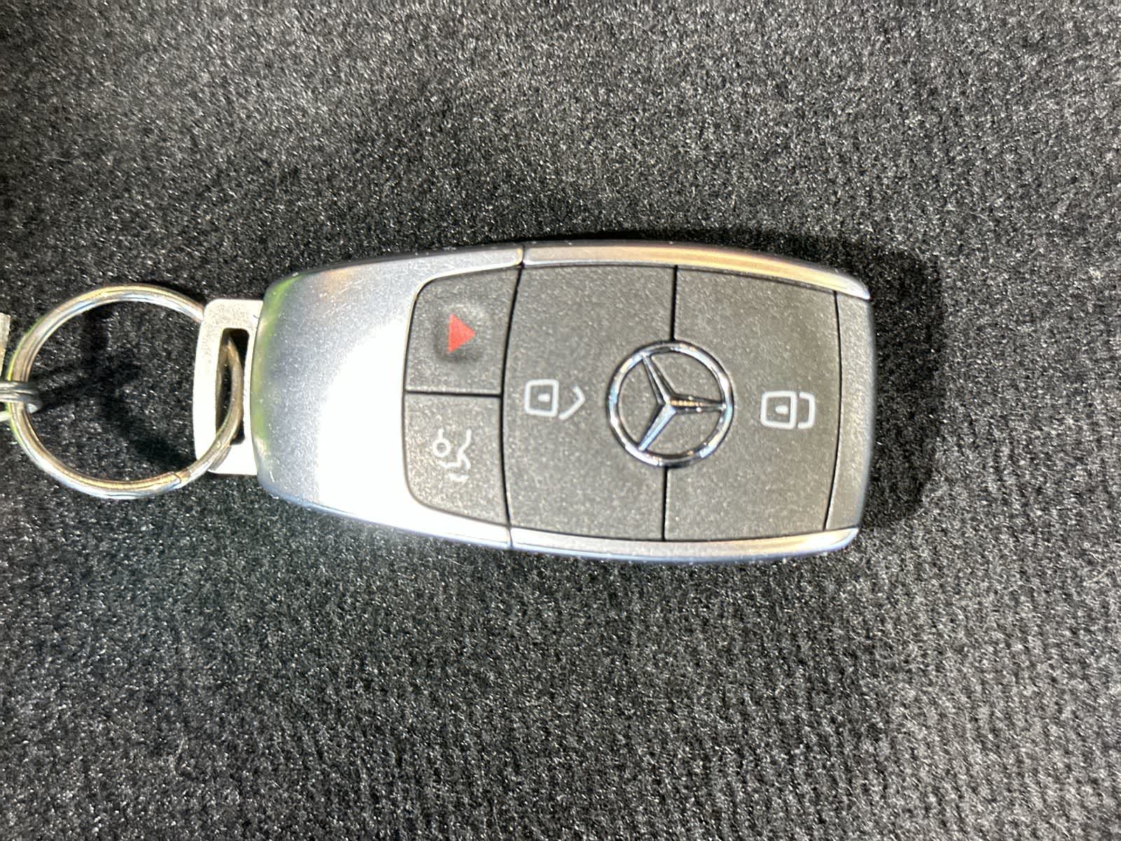 Thumbnail: 2021 Mercedes-Benz GLE - 32