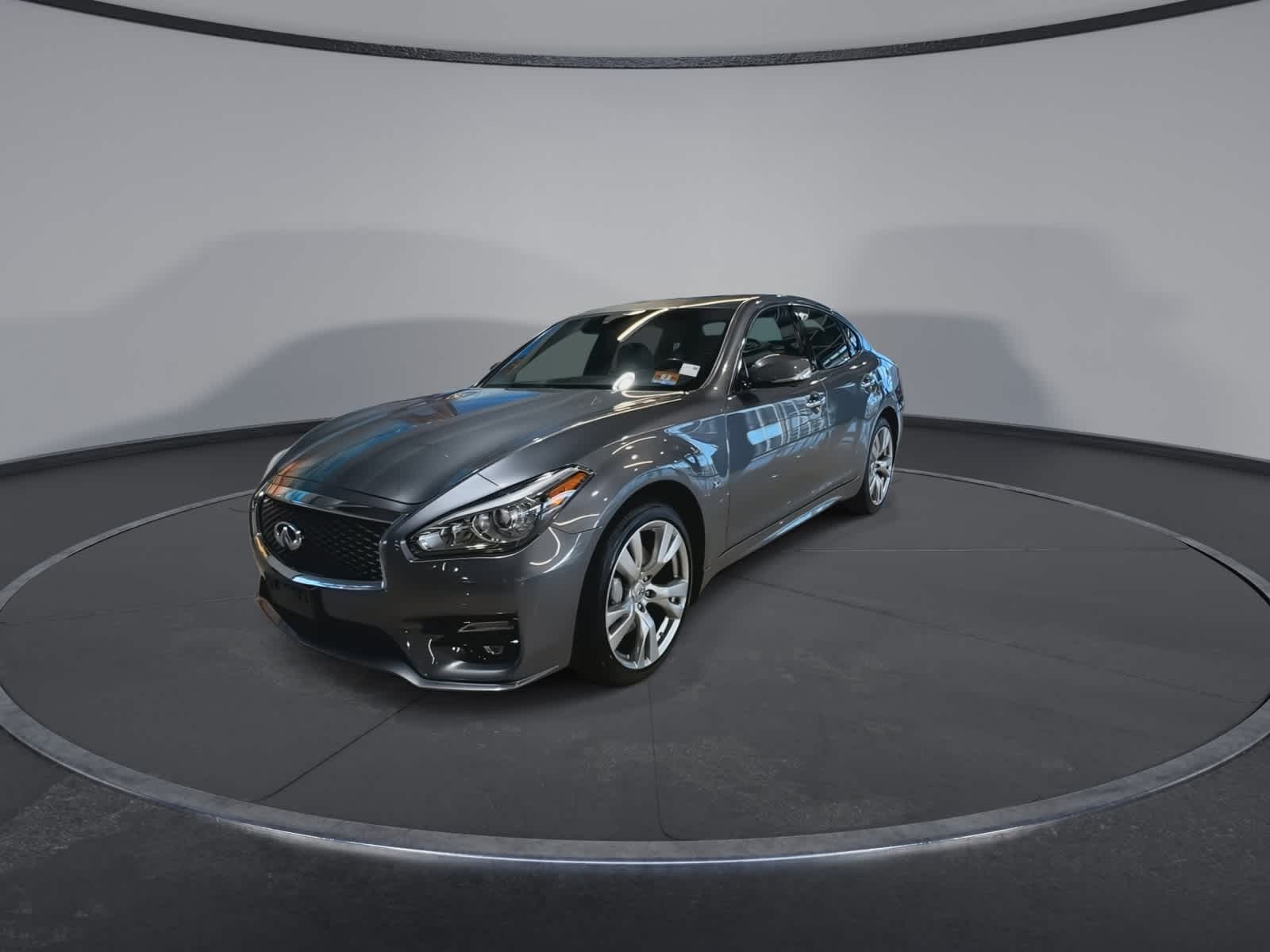 Thumbnail: 2017 INFINITI Q70 - 5