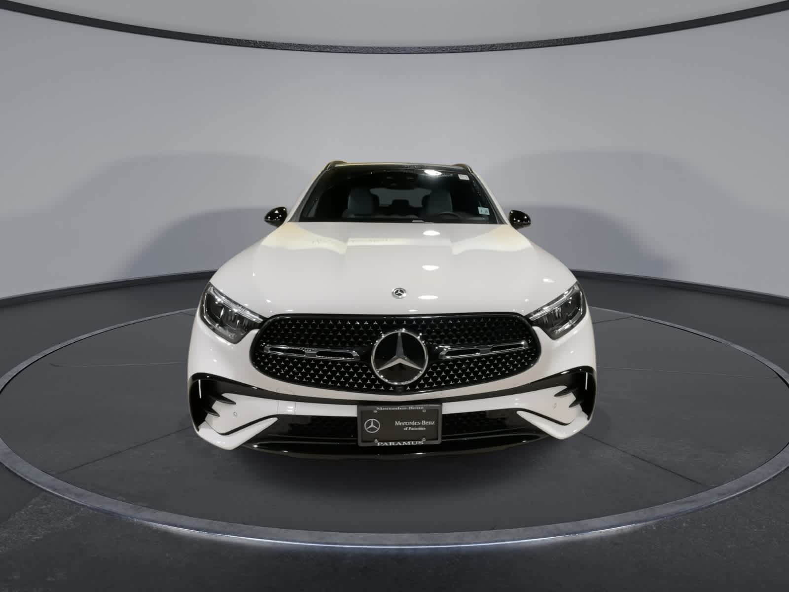 Thumbnail: 2025 Mercedes-Benz GLC - 4