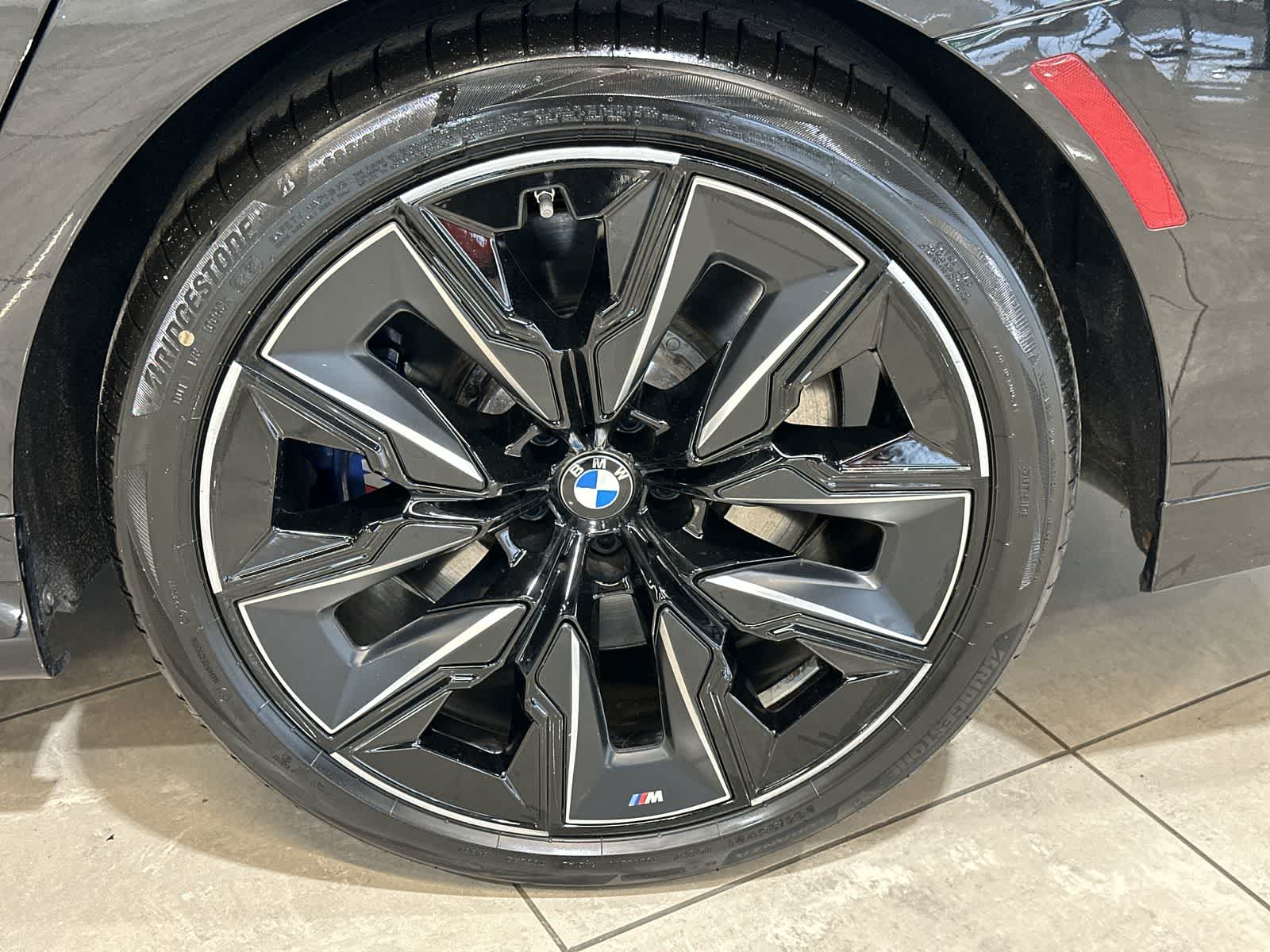 Thumbnail: 2023 BMW 7 Series - 20