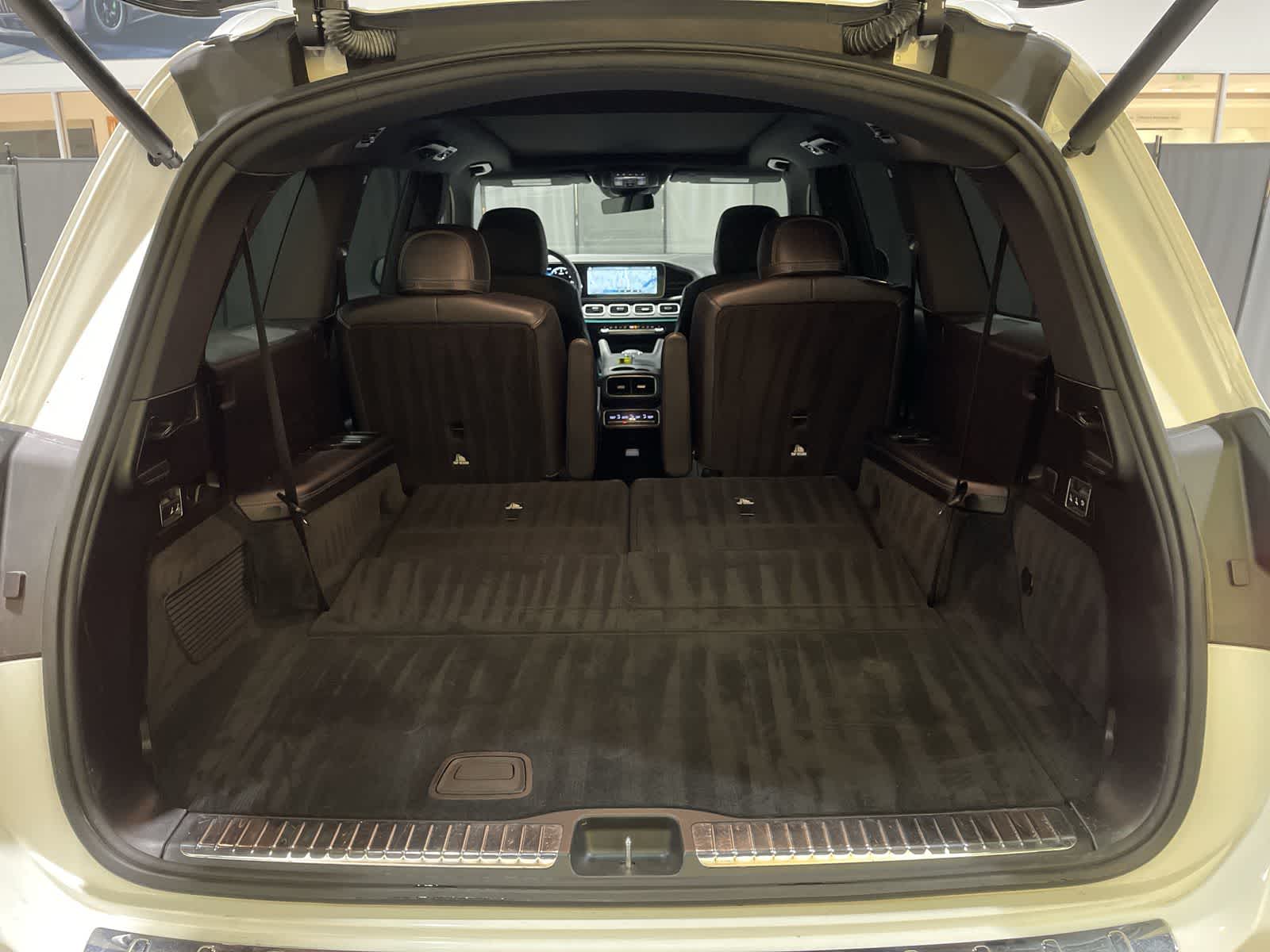 Thumbnail: 2023 Mercedes-Benz GLS - 31