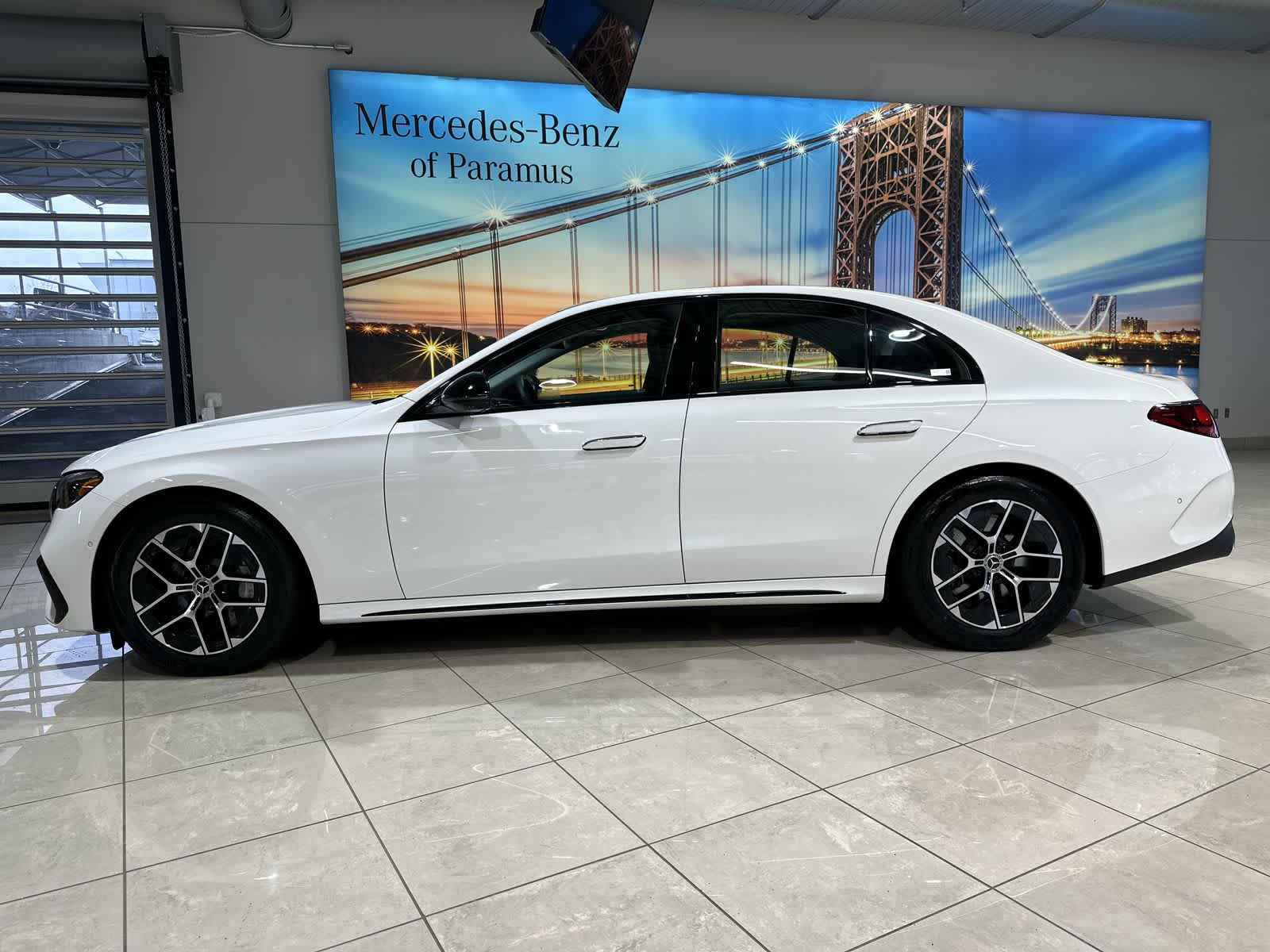 Thumbnail: 2025 Mercedes-Benz E-Class - 15