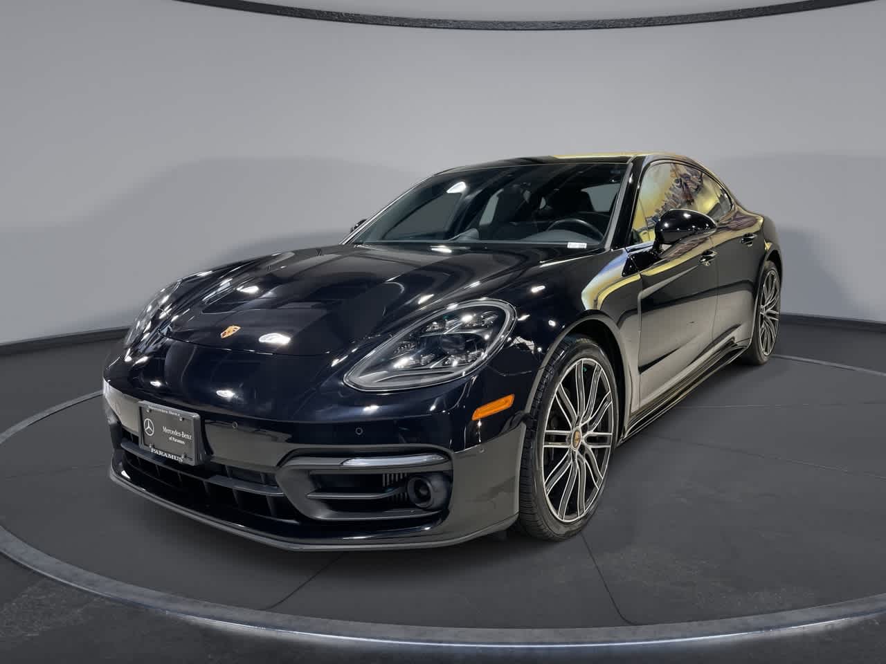 2022 Porsche Panamera 4 Platinum Edition