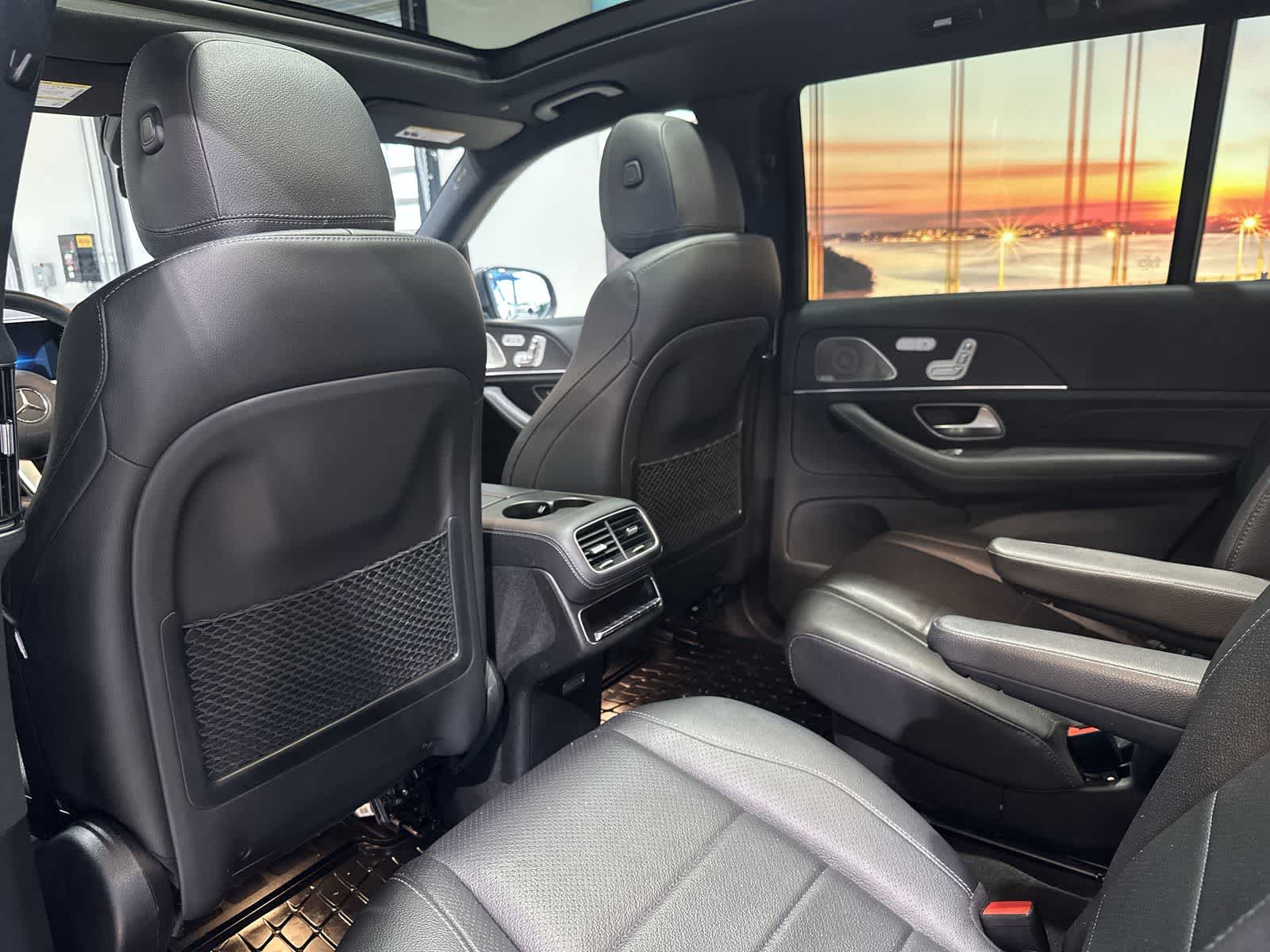 Thumbnail: 2021 Mercedes-Benz GLS - 24