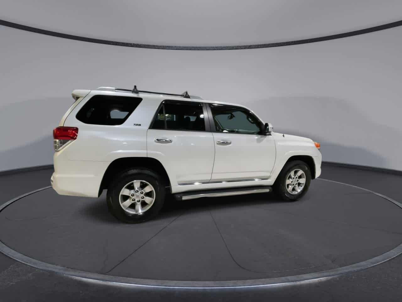 Thumbnail: 2011 Toyota 4Runner - 13