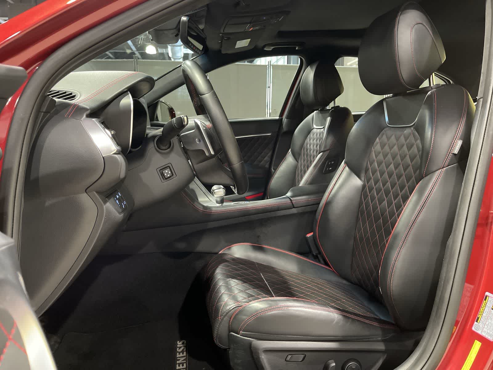 Thumbnail: 2019 Genesis G70 - 23