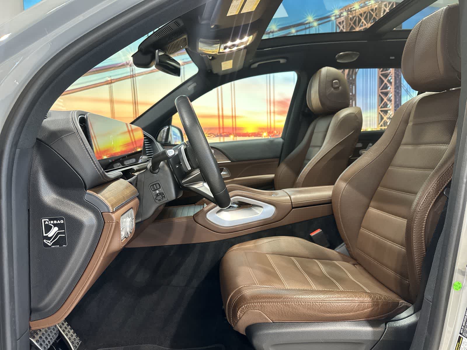 Thumbnail: 2024 Mercedes-Benz GLS - 14