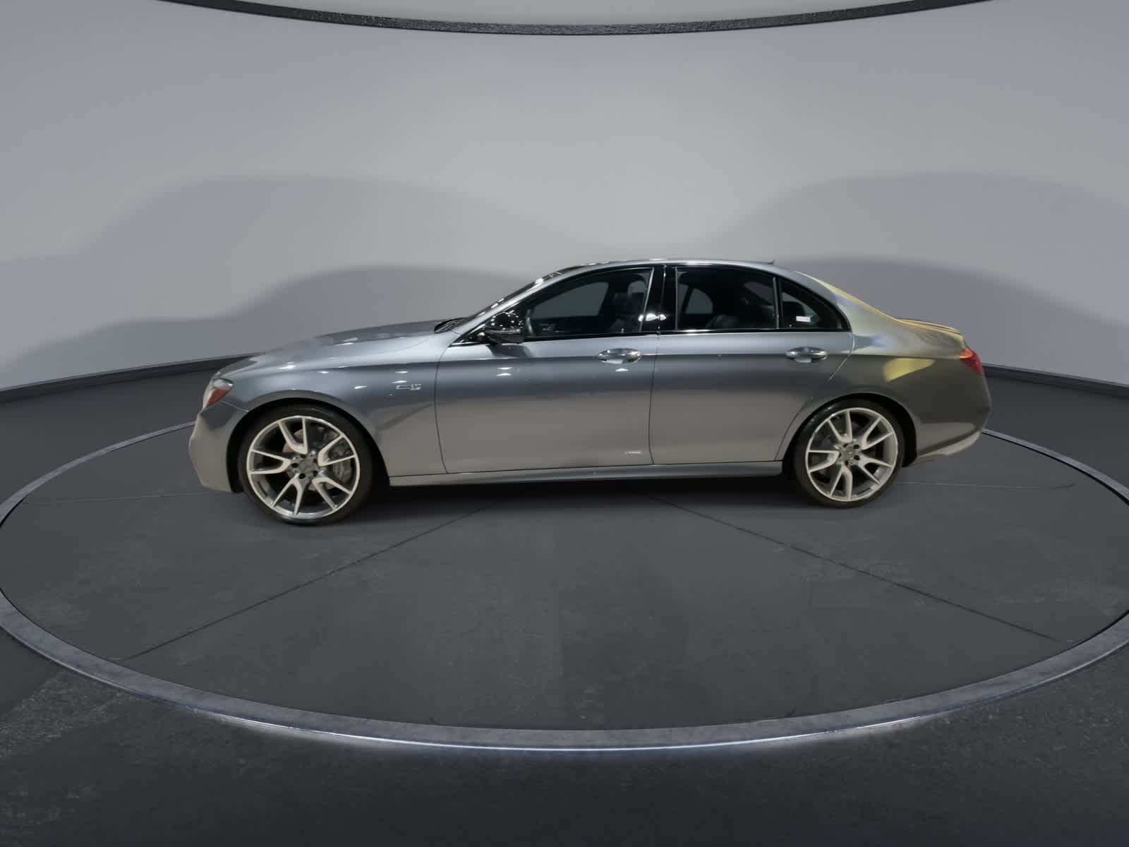 Thumbnail: 2018 Mercedes-Benz E-Class - 7