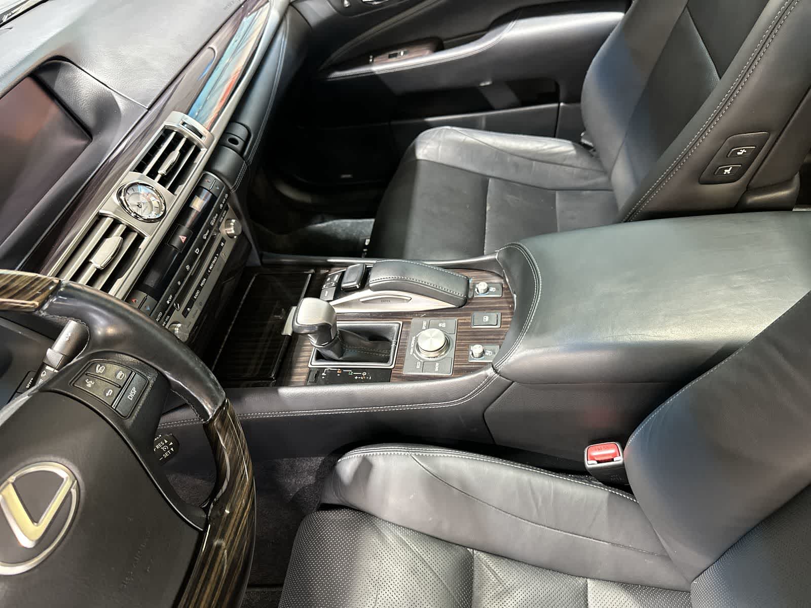 Thumbnail: 2016 Lexus LS - 28