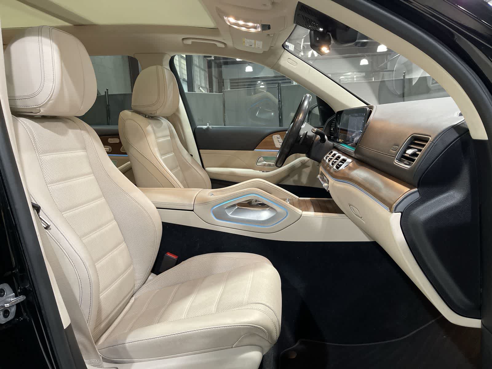 Thumbnail: 2022 Mercedes-Benz GLS - 26