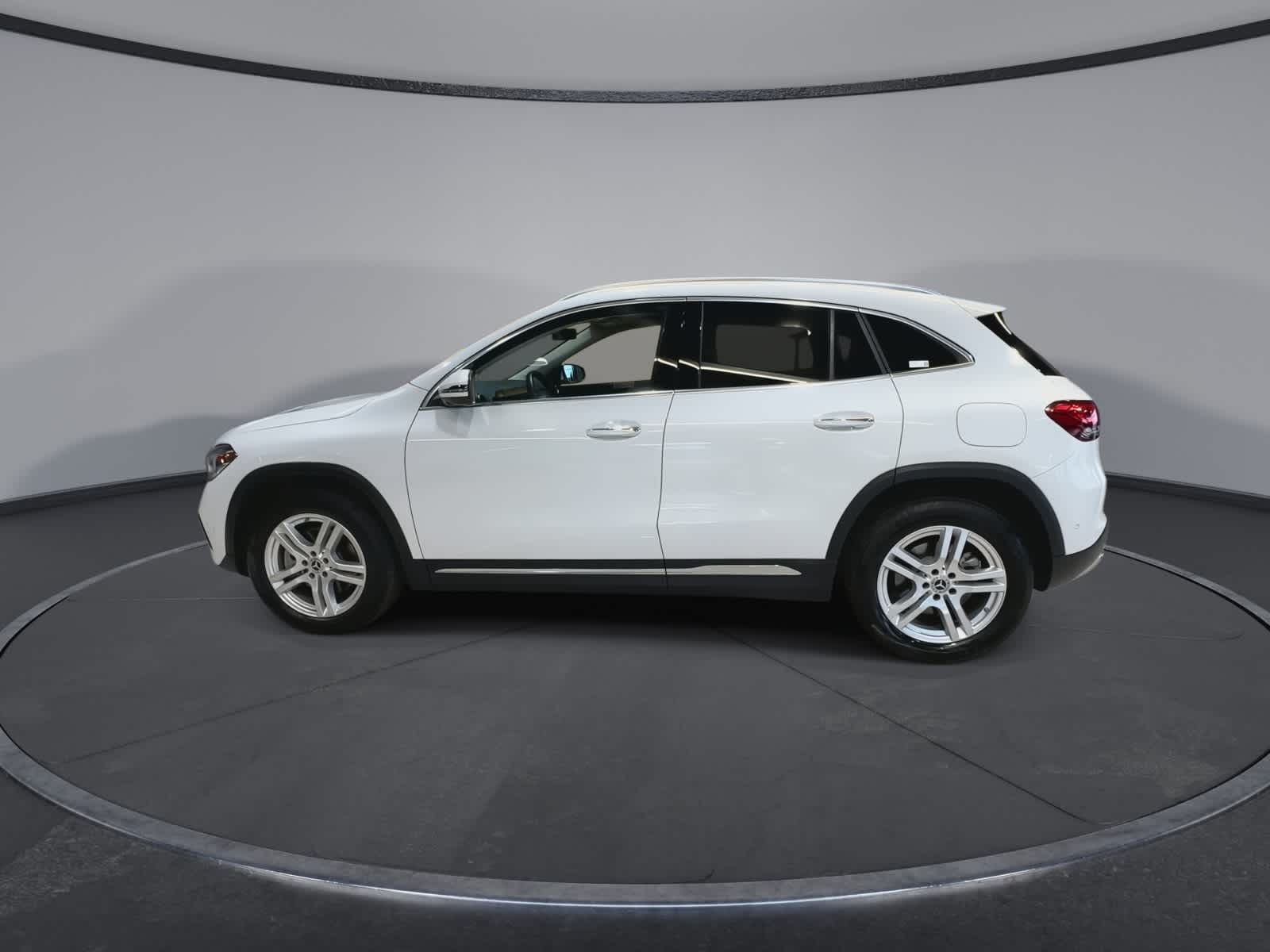 Thumbnail: 2022 Mercedes-Benz GLA - 7