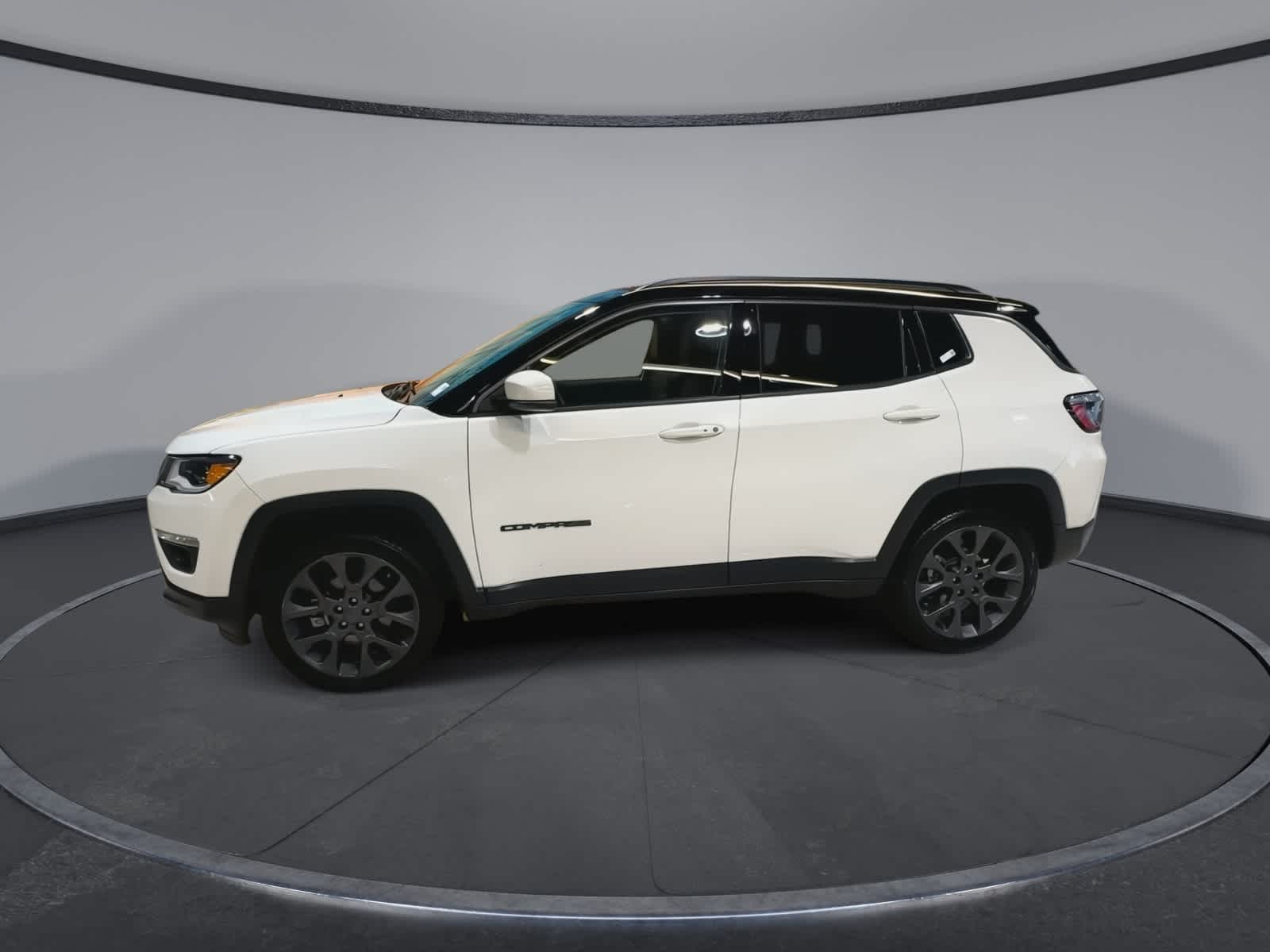Thumbnail: 2020 Jeep Compass - 6