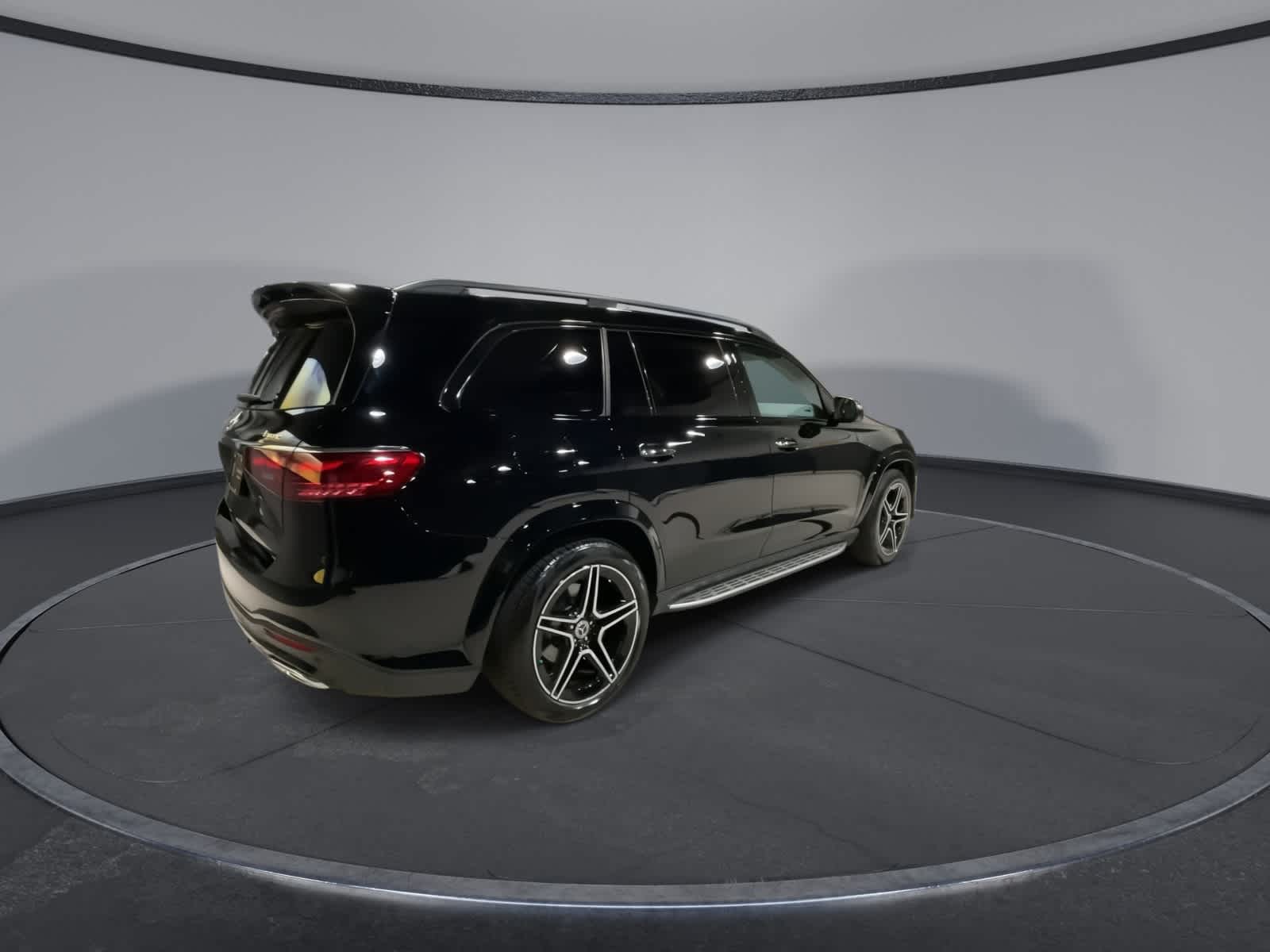 Thumbnail: 2025 Mercedes-Benz GLS - 11