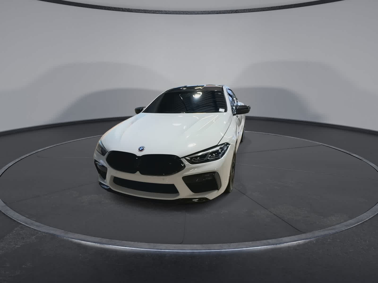 Thumbnail: 2020 BMW M8 - 4