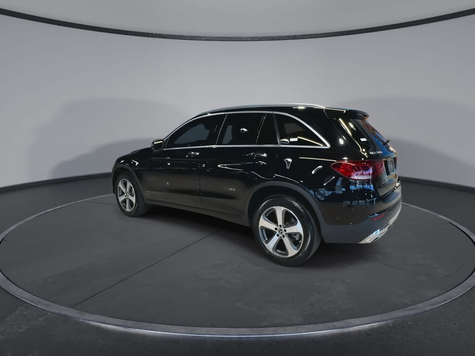 Thumbnail: 2020 Mercedes-Benz GLC - 8